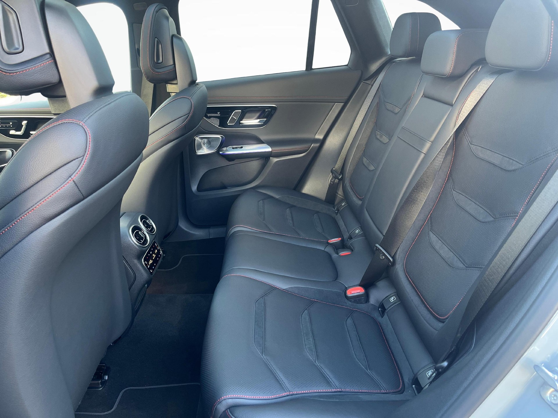 MERCEDES-BENZ AMG GLC 53 4MATIC+-image-10