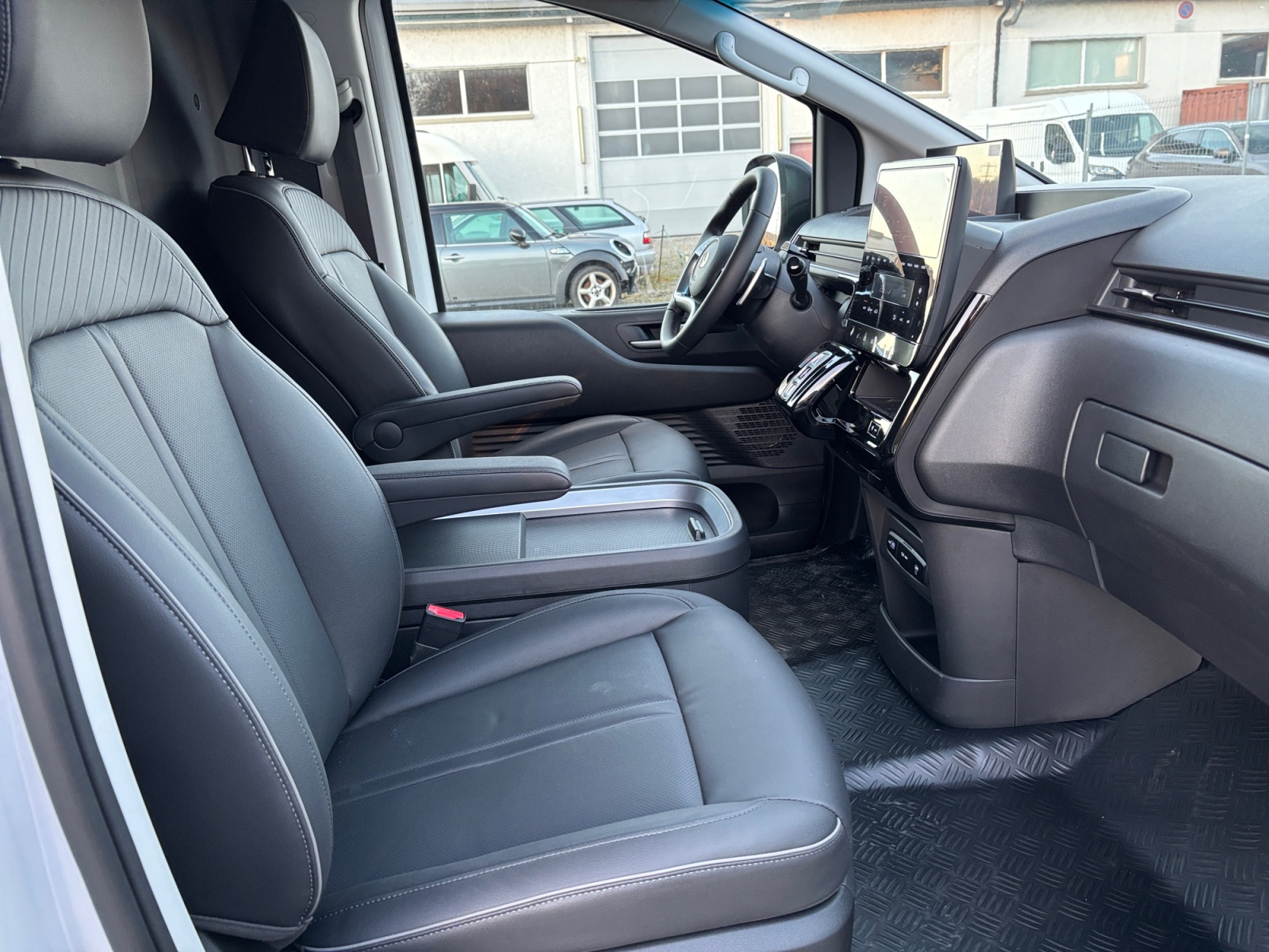 IVECO eMOOVY mit FABA KIPPER K4 2700-image-10