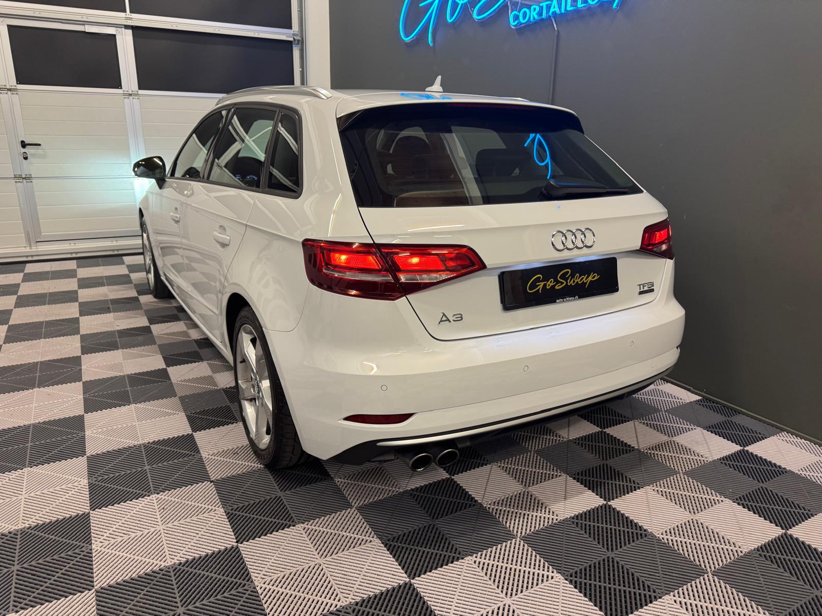 AUDI A3 Sportback 2.0 TFSI quattro S-tronic-image-3