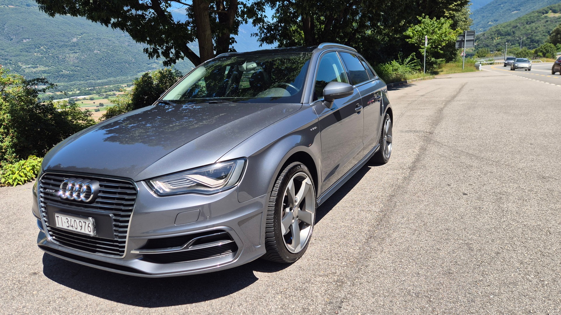 AUDI E-Tron