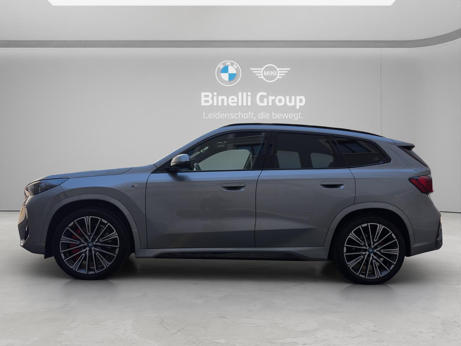 BMW iX1 30 xDrive M-SportPaket Pro-image-2