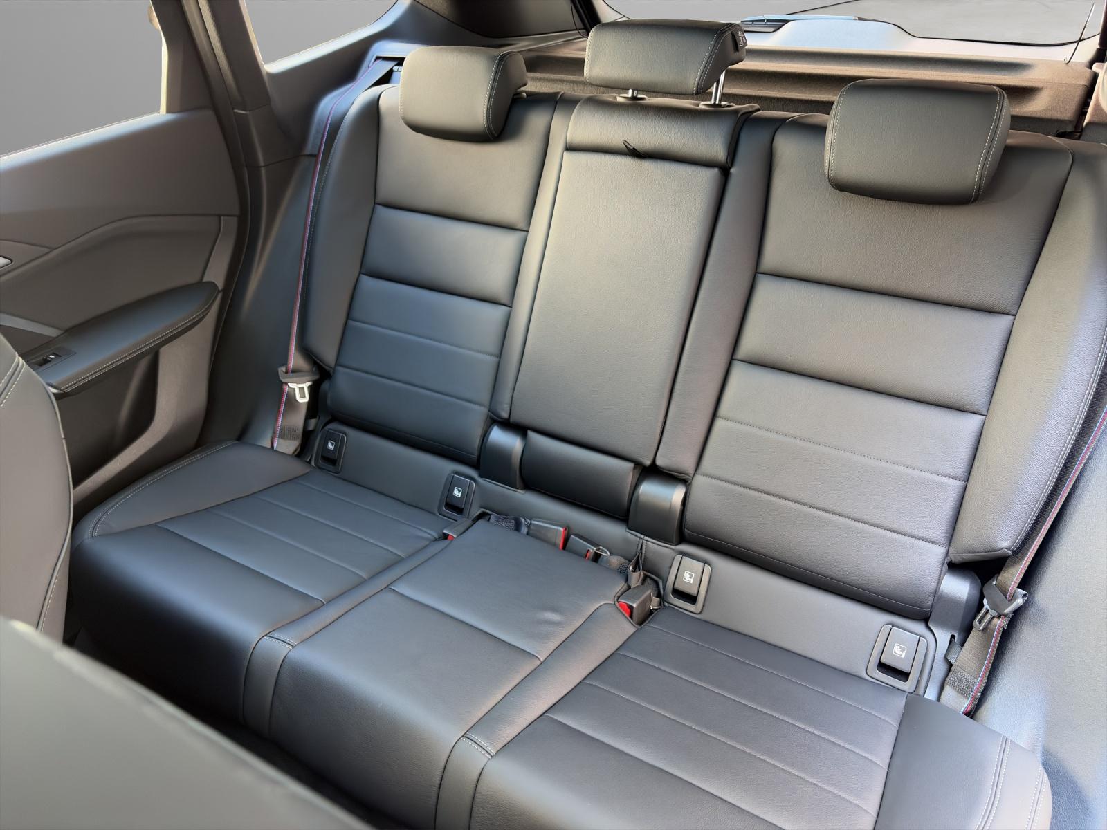 BMW iX1 30 xDrive M-SportPaket Pro-image-20