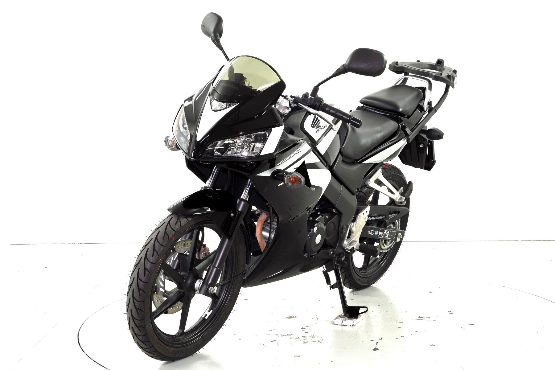 HONDA CBR 125 R-showroom-element-2
