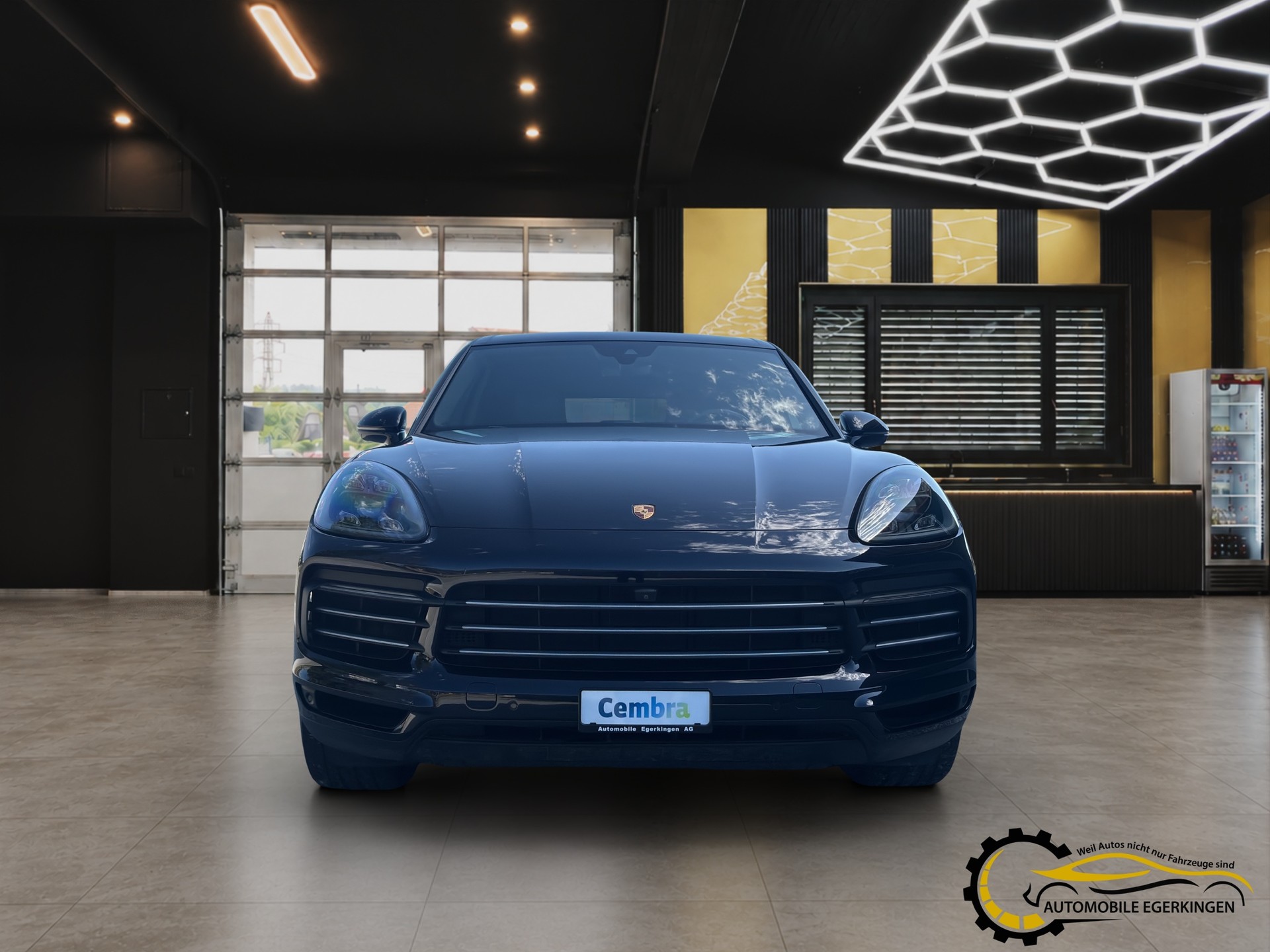 PORSCHE Cayenne 3.0 V6-image-1