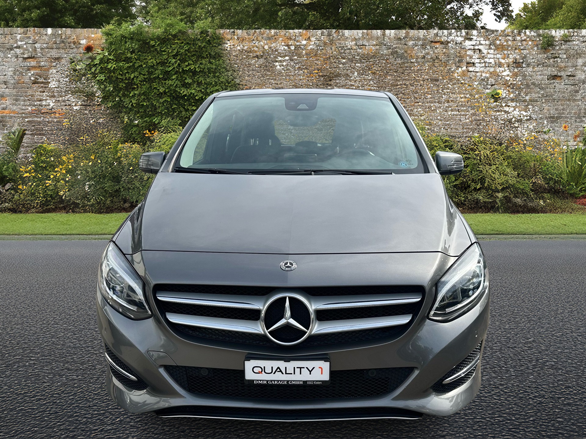 MERCEDES-BENZ B 220 AMG Line 4Matic 7G-DCT-image-7