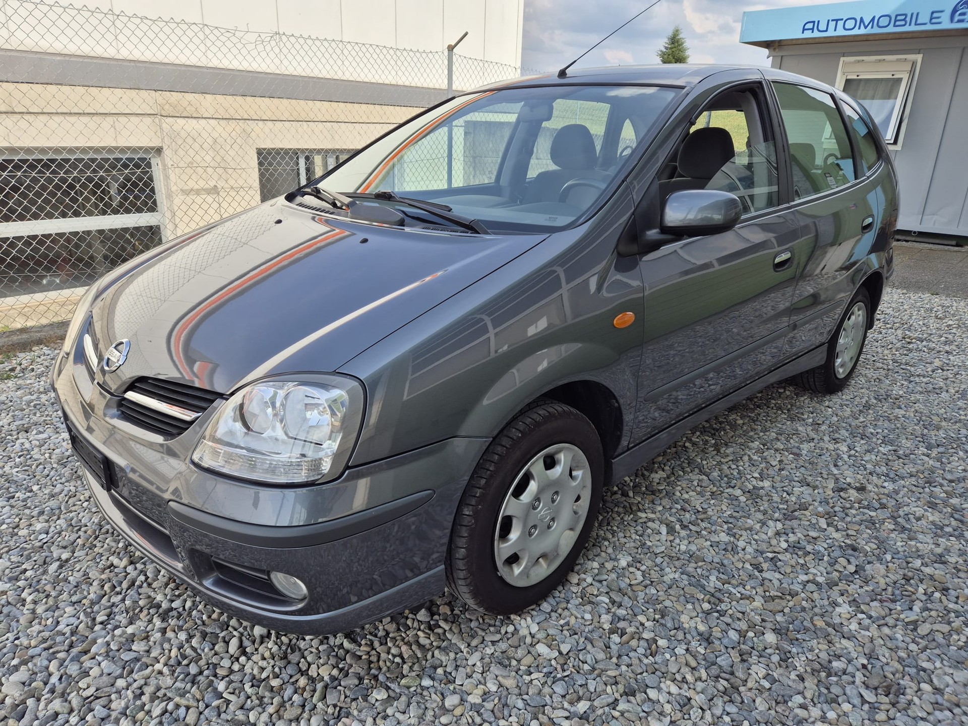NISSAN Almera Tino 1.8 16V business-image-0