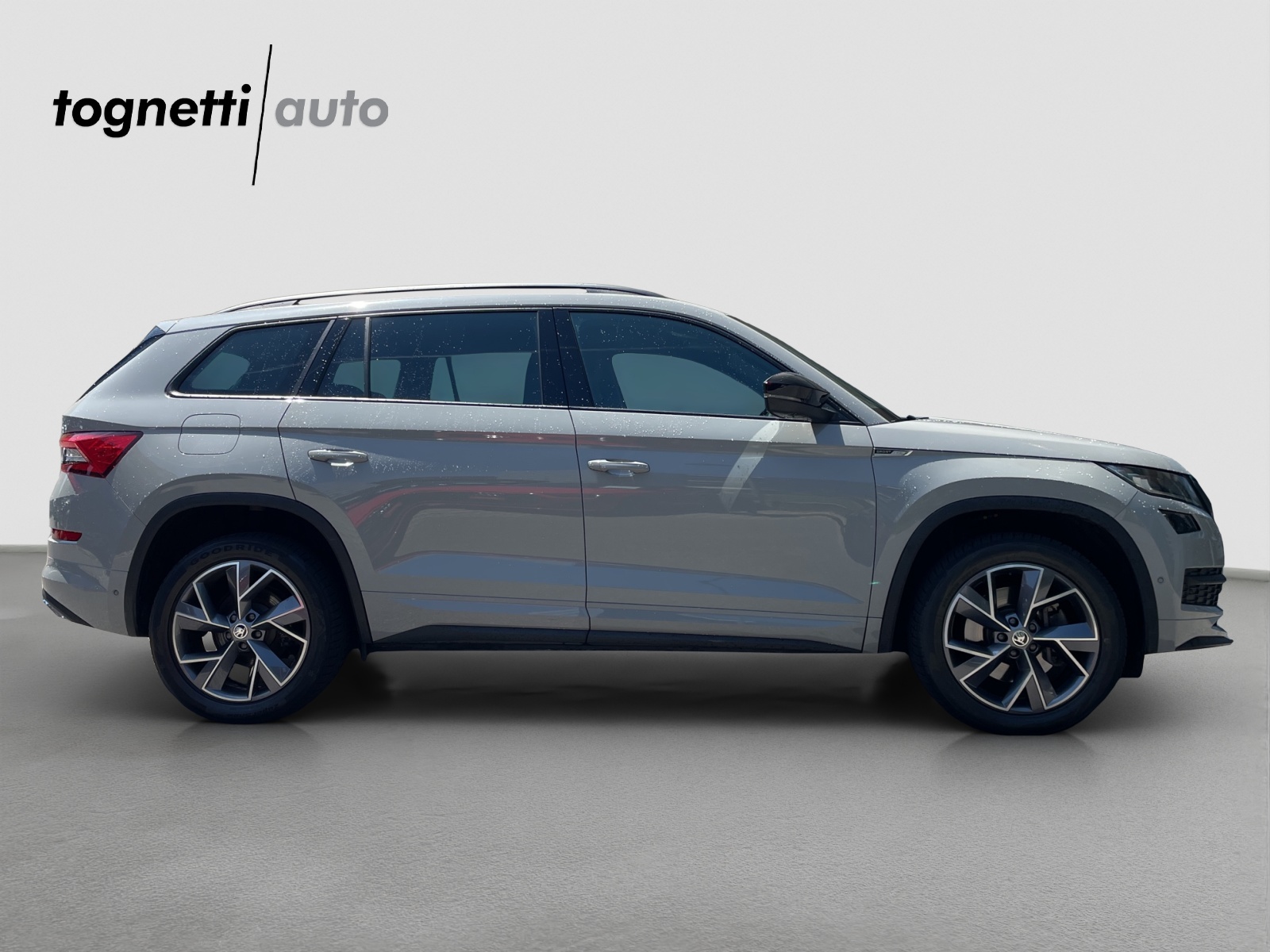 SKODA Kodiaq 2.0 TDI SCR SportLine 4x4 DSG-image-2