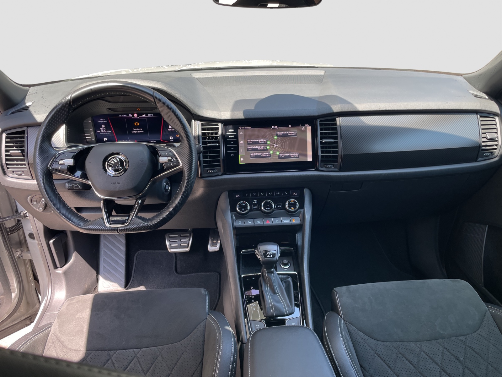 SKODA Kodiaq 2.0 TDI SCR SportLine 4x4 DSG-image-8