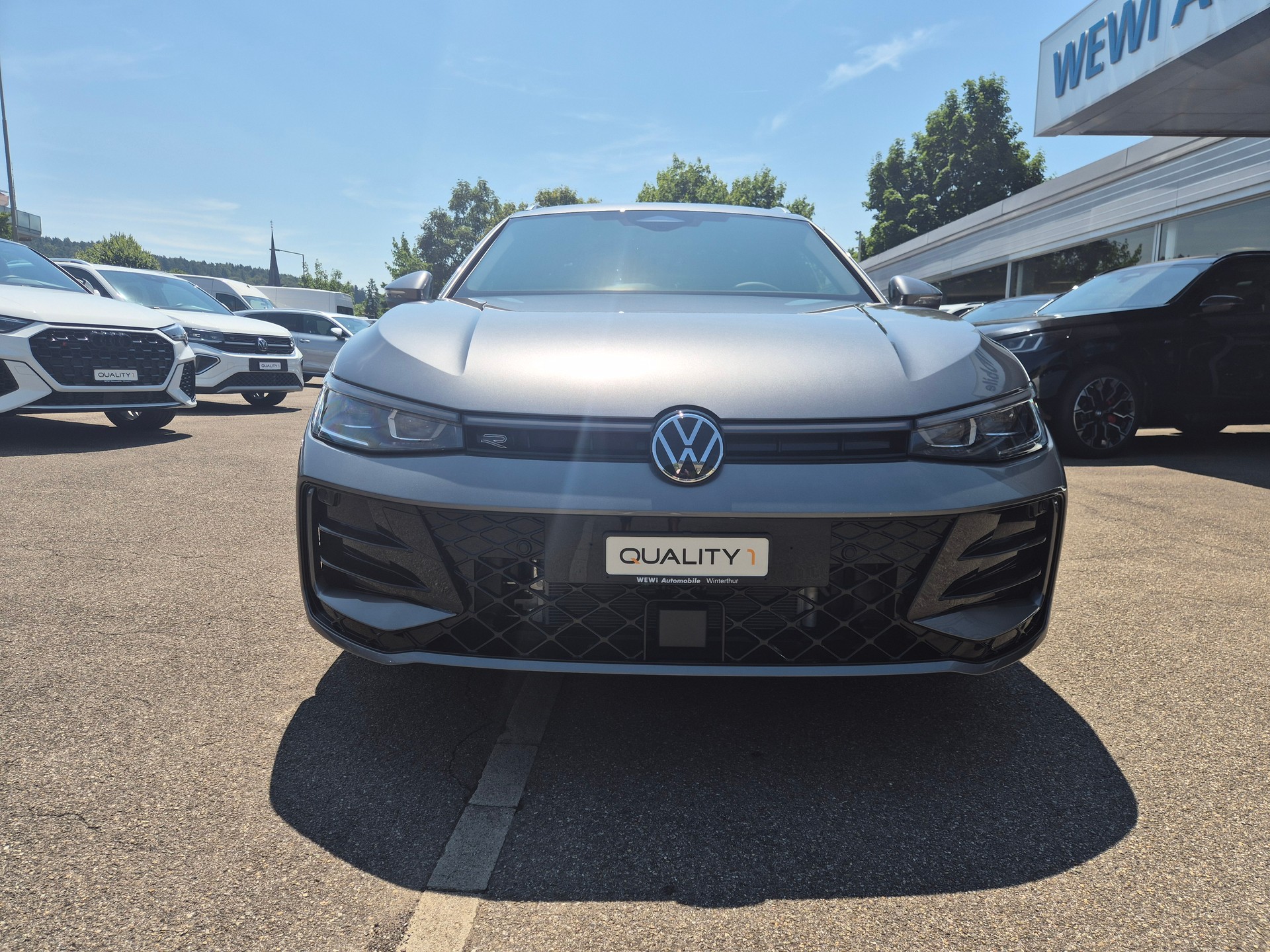VW Passat Variant 1.5 TSI evo2 Plug-In- Hybrid R-Line DSG-image-2
