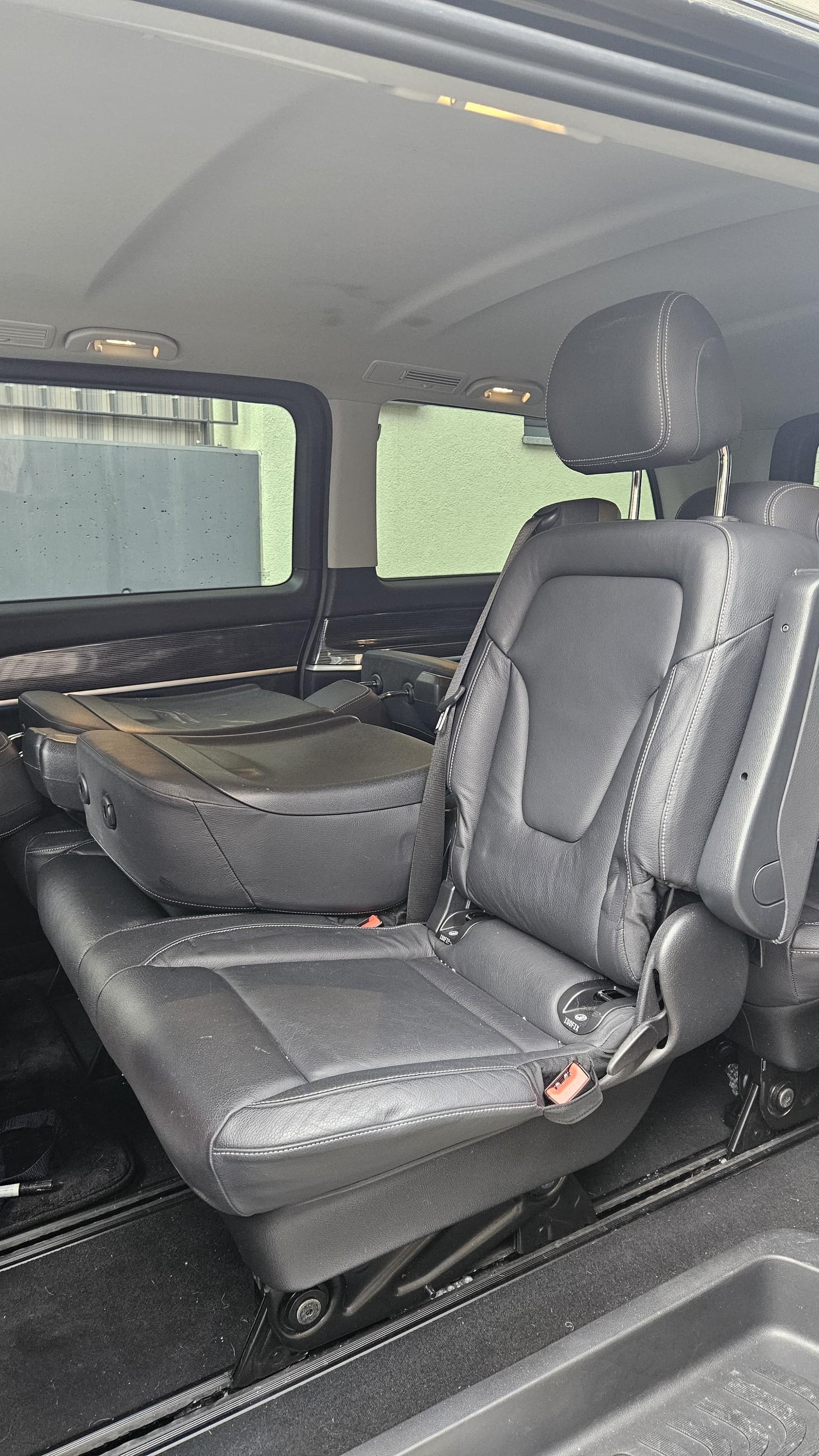 MERCEDES-BENZ V 250 d Avantgarde lang 4matic-image-5