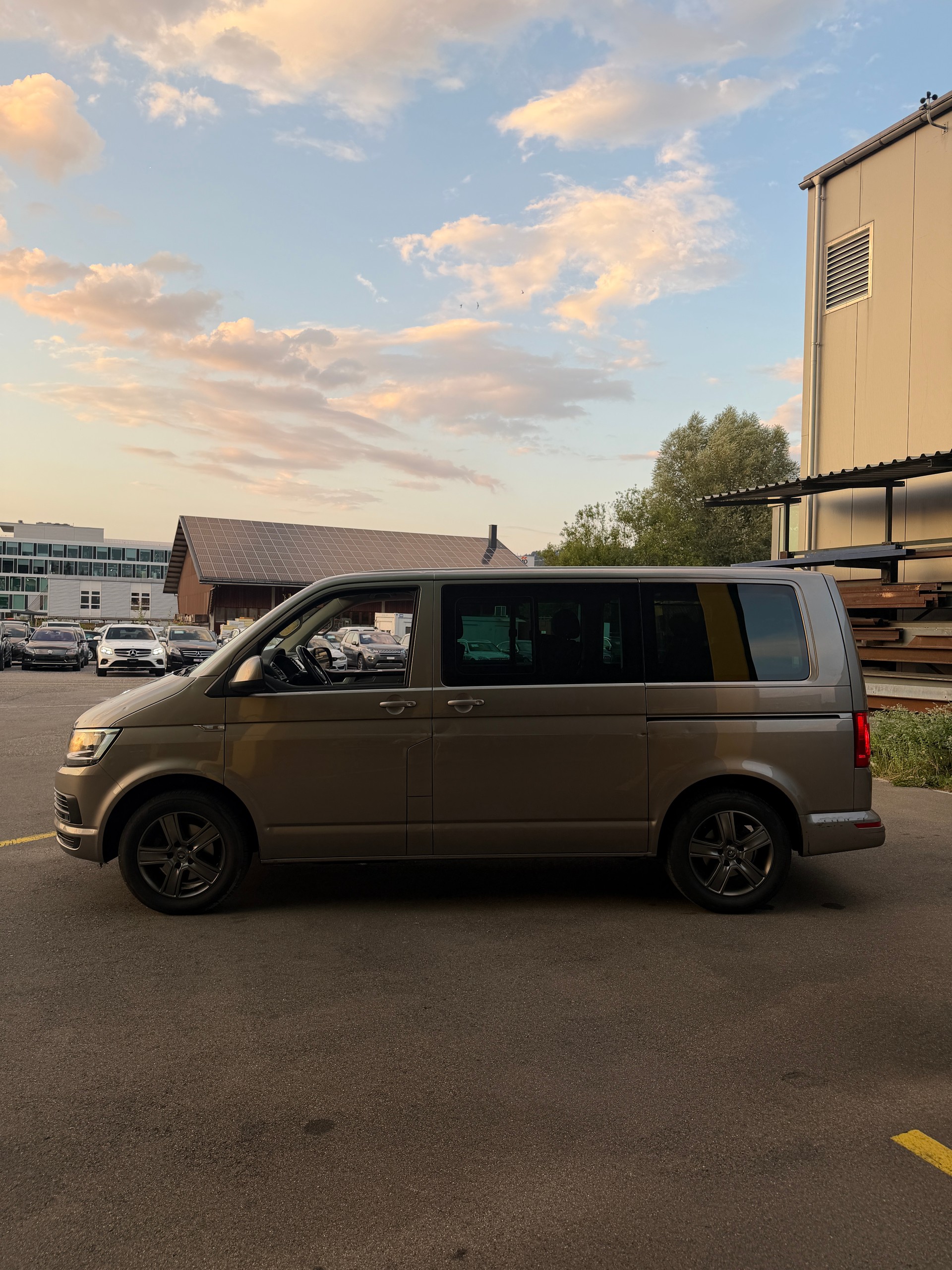 VW T6 Multivan 2.0 TDI Comfortline DSG-image-3