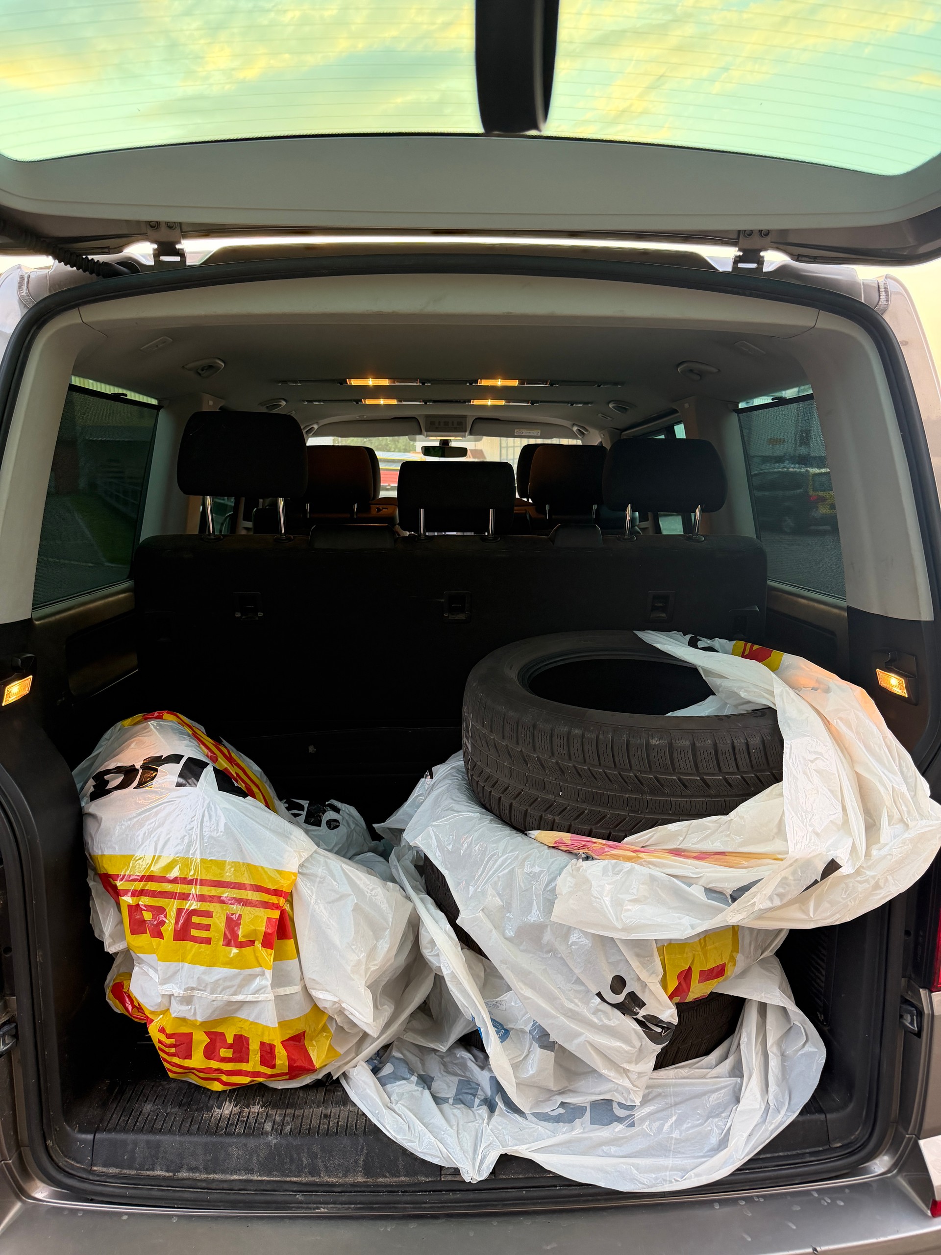 VW T6 Multivan 2.0 TDI Comfortline DSG-image-15
