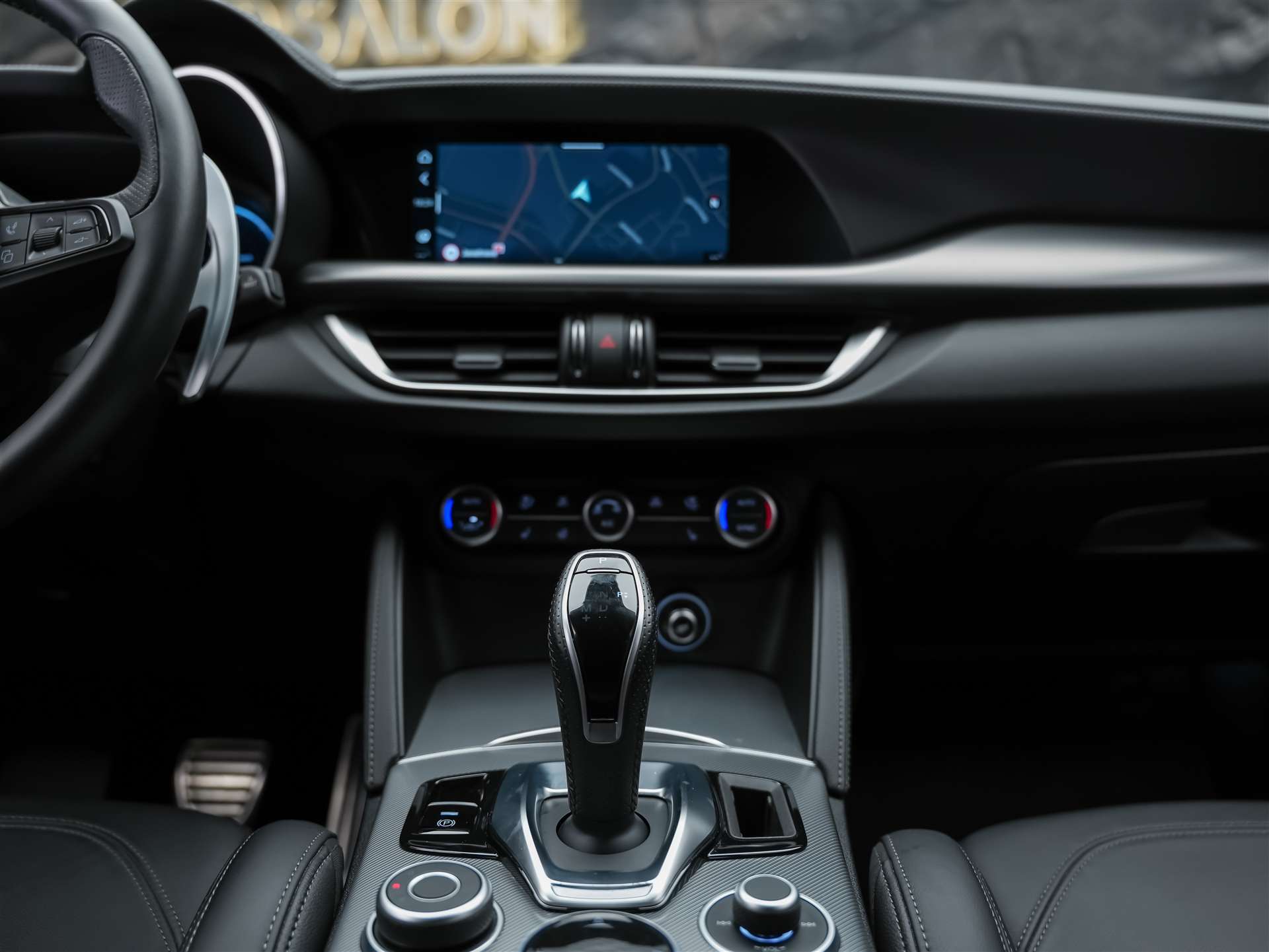 ALFA ROMEO Stelvio 2.0 Veloce Q4 AT8 *Abstandsregler*El. Sitze mit Memory*Harman/Kardon Soundsystem*-image-18
