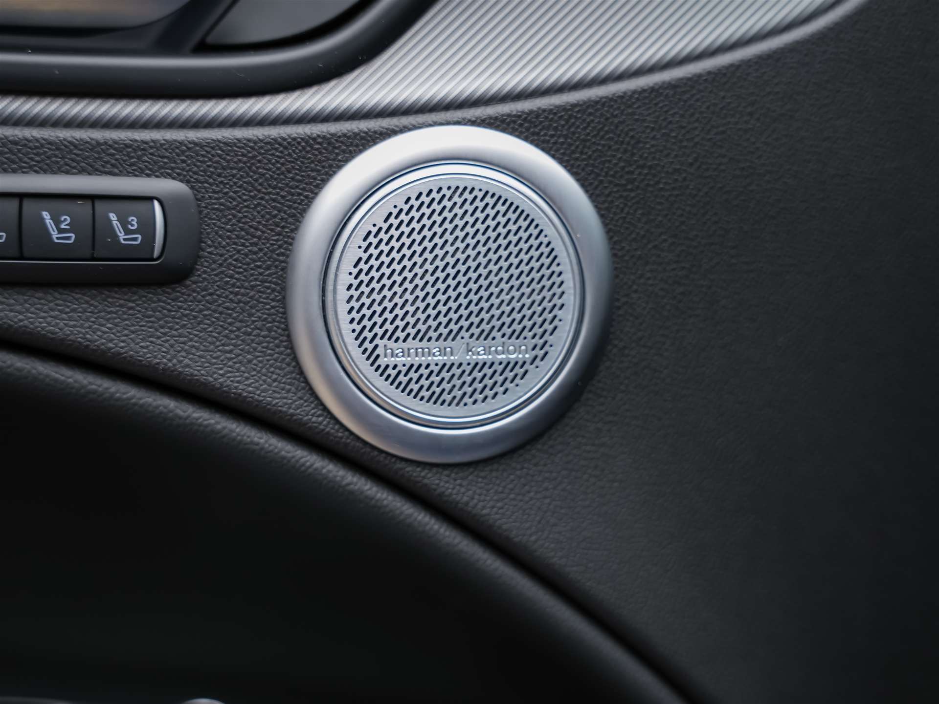 ALFA ROMEO Stelvio 2.0 Veloce Q4 AT8 *Abstandsregler*El. Sitze mit Memory*Harman/Kardon Soundsystem*-image-24