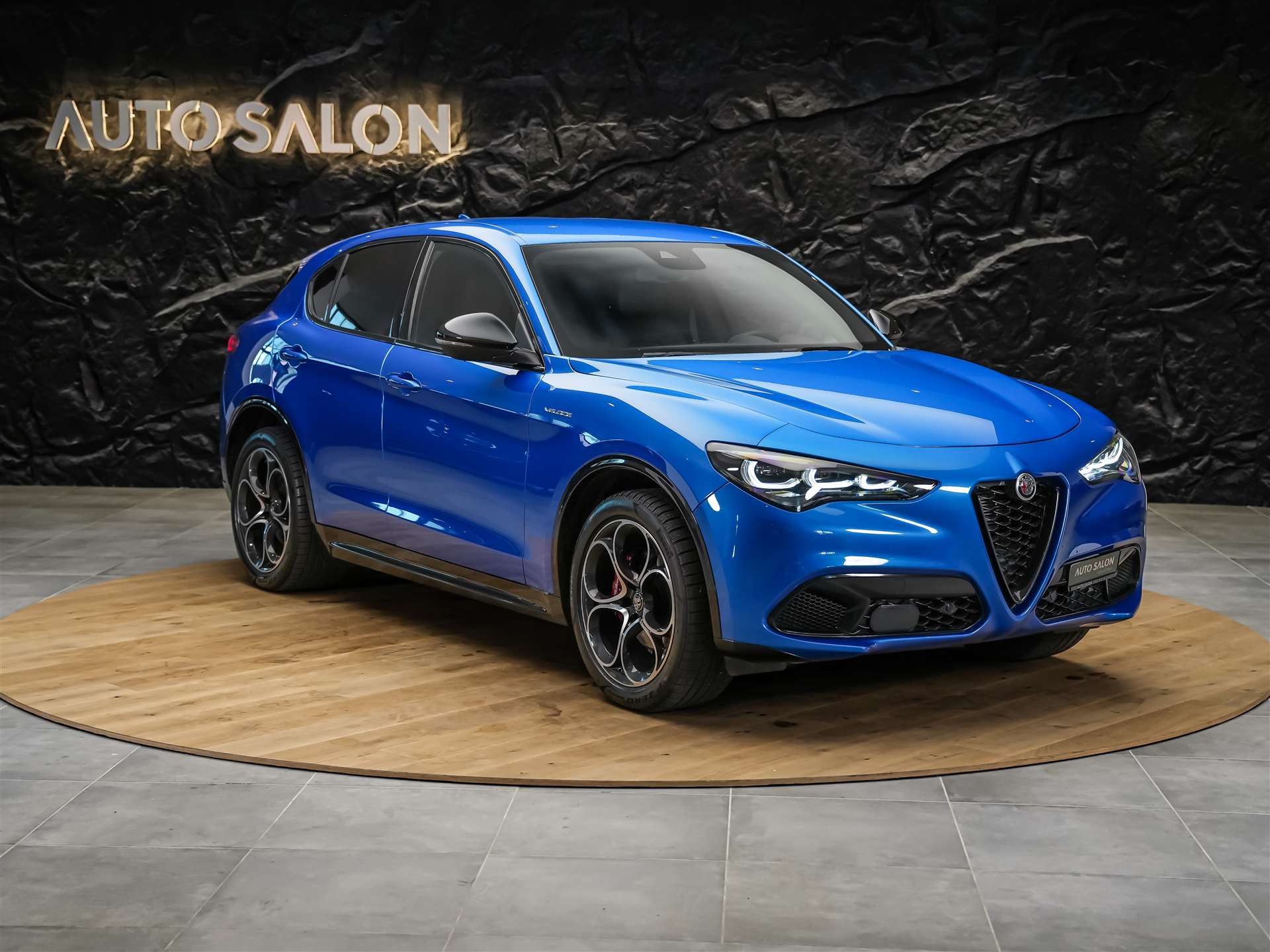 ALFA ROMEO Stelvio 2.0 Veloce Q4 AT8 *Abstandsregler*El. Sitze mit Memory*Harman/Kardon Soundsystem*-image-5