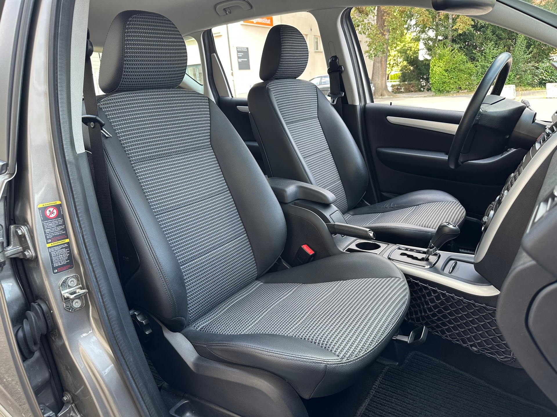 MERCEDES-BENZ A 170 Avantgarde-image-13