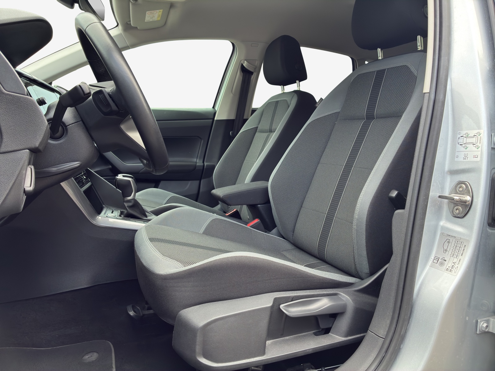 VW Polo 1.0 TSI Style DSG-image-15