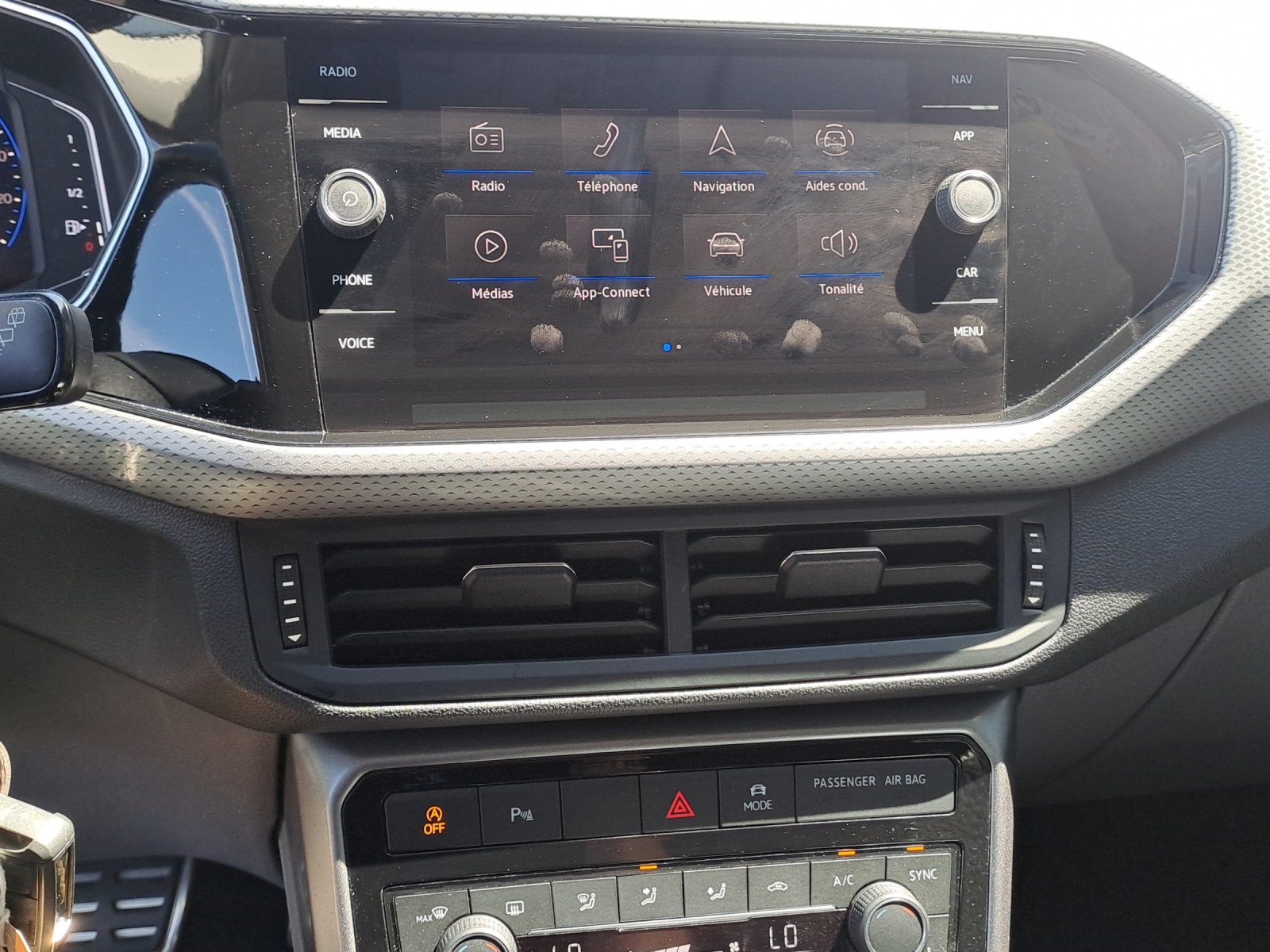 VW T-Cross 1.0 TSI Style DSG-image-10