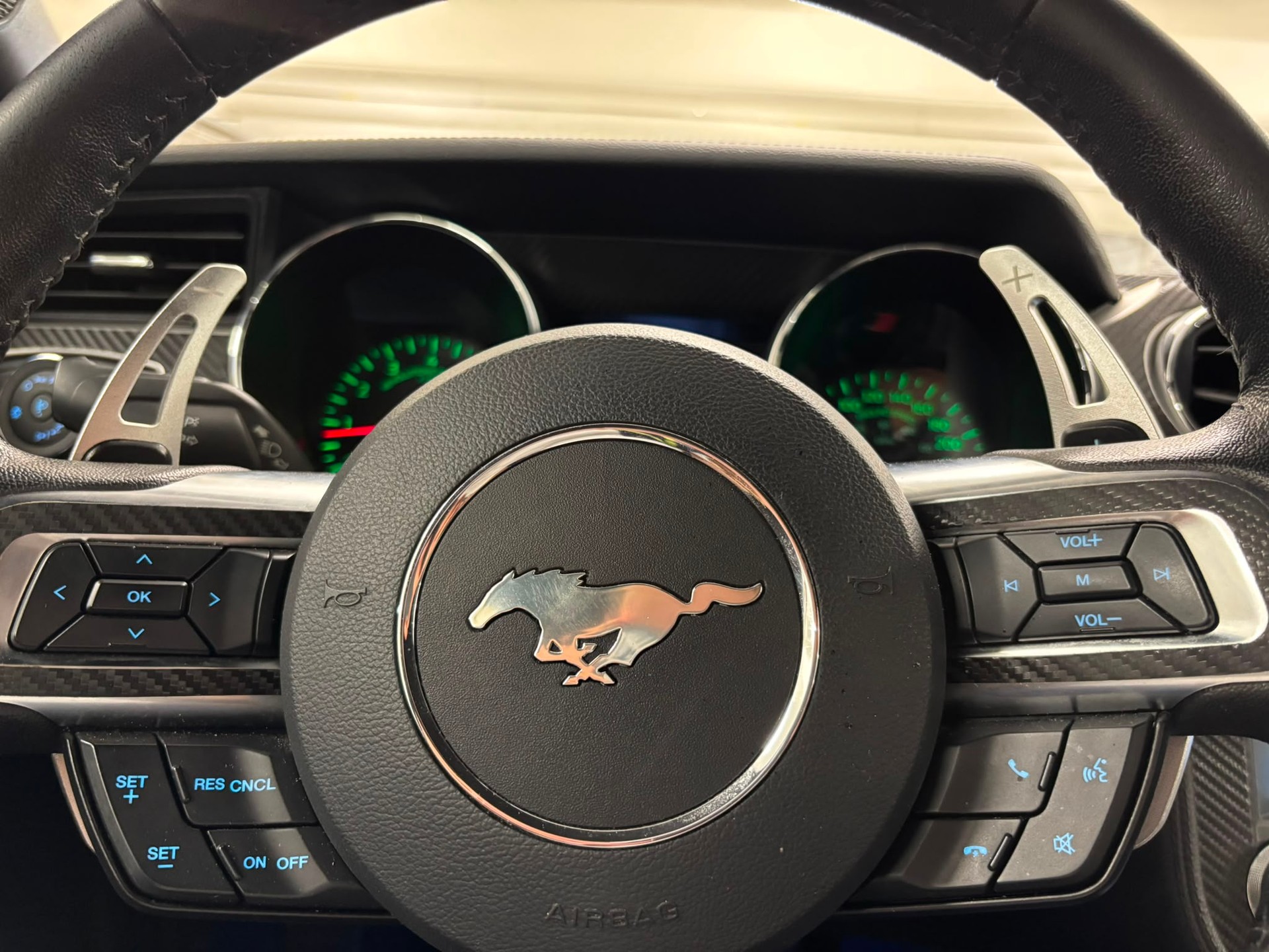 FORD Mustang Fastback 5.0 V8 GT Blue Edition Automat-image-10
