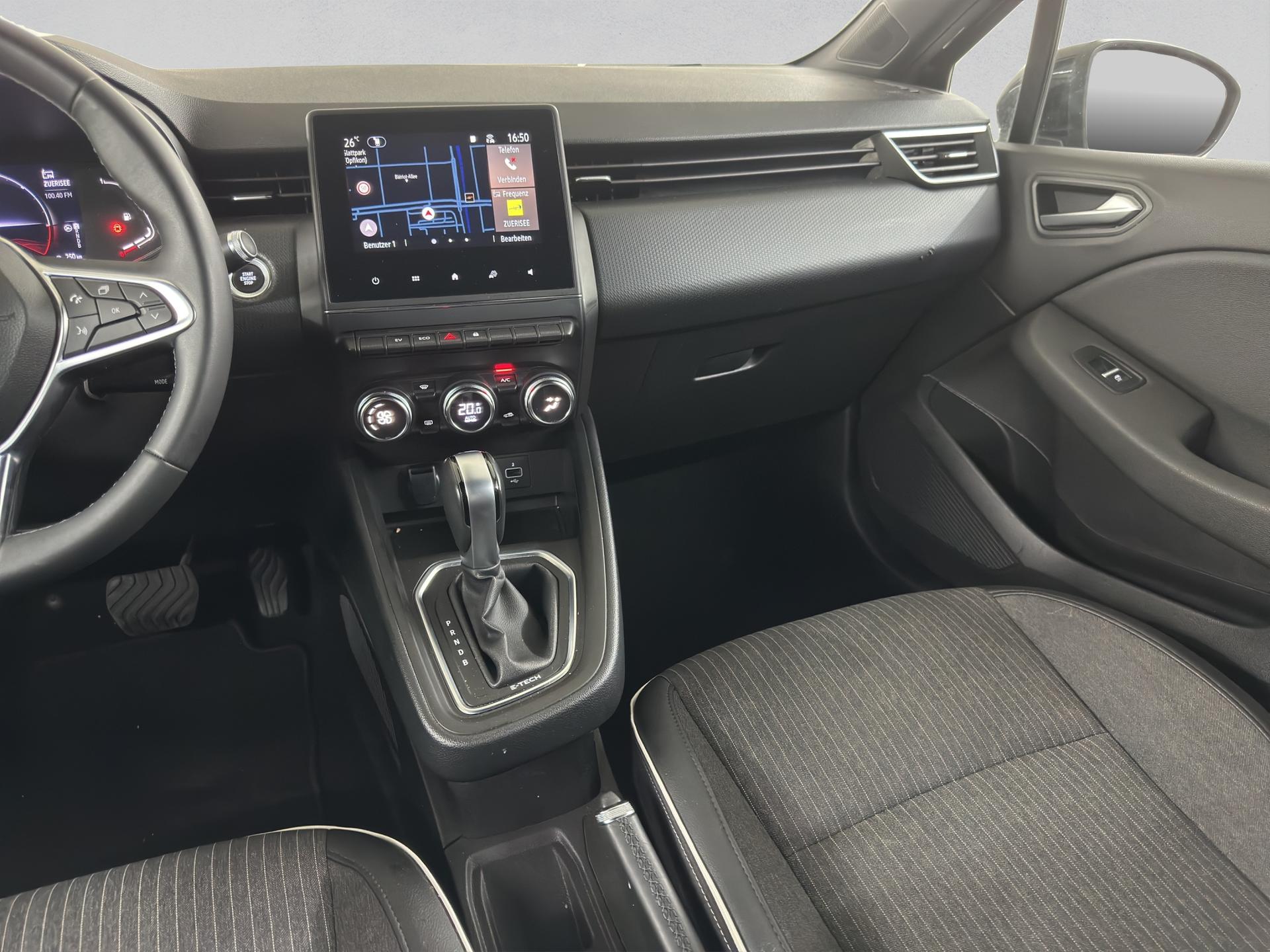 RENAULT Clio 1.6 E-Tech Intens-image-12