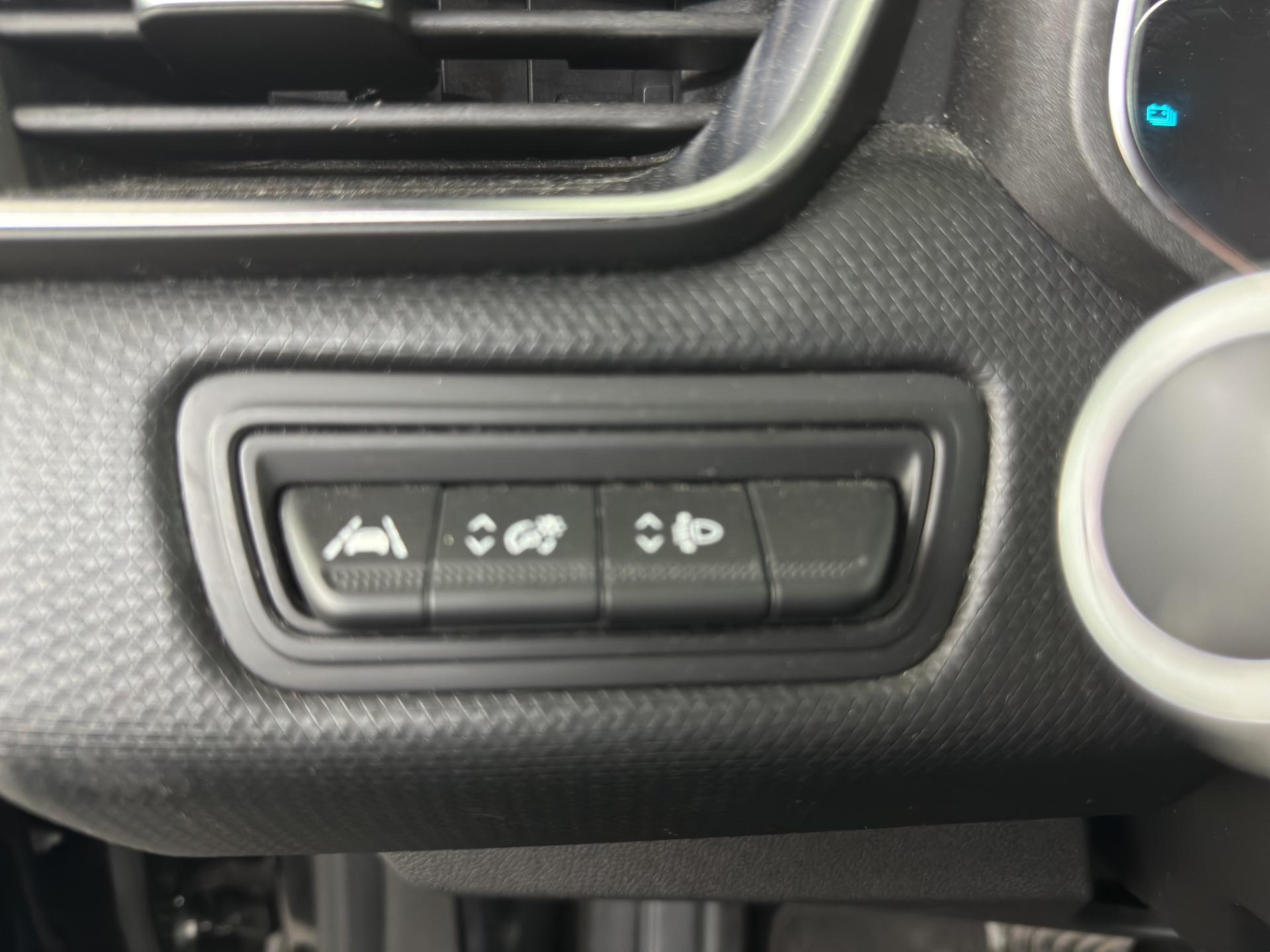 RENAULT Clio 1.6 E-Tech Intens-image-20