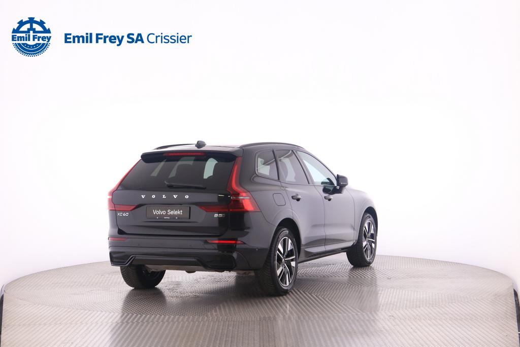 VOLVO XC60 2.0 B5 MH Plus Dark AWD-image-1