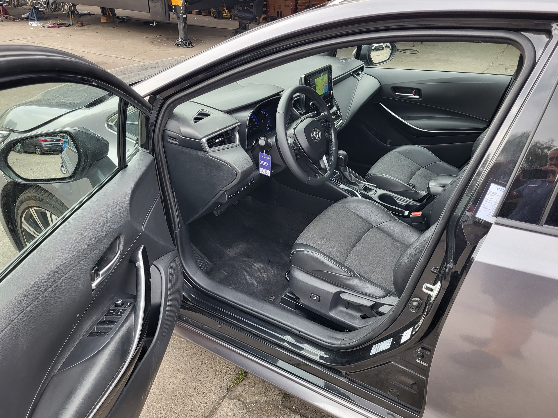 TOYOTA Corolla Touring Sports 1.8 HSD Comfort e-CVT-image-15