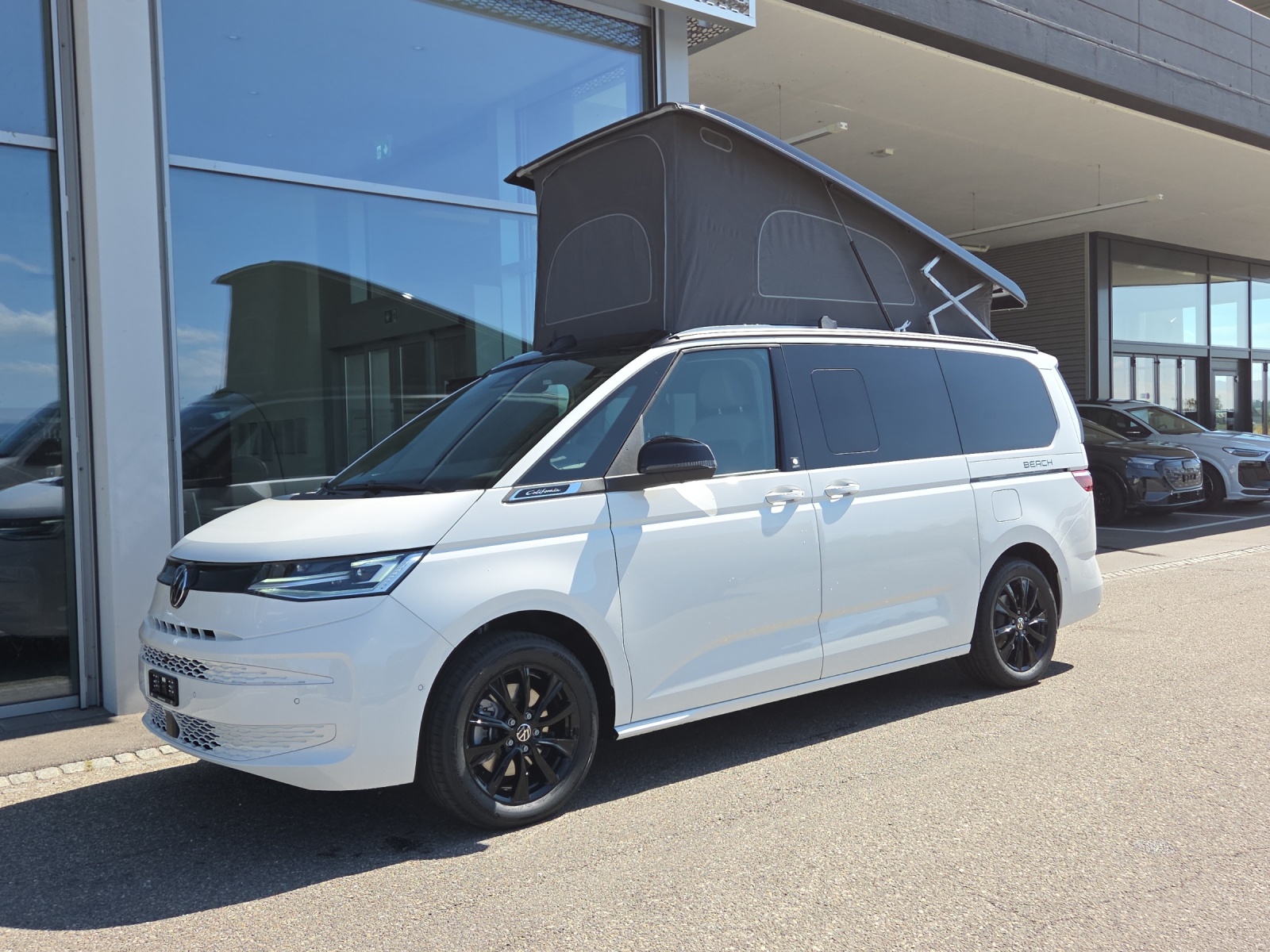 VW California eHybrid Beach Liberty 4Motion-image-10