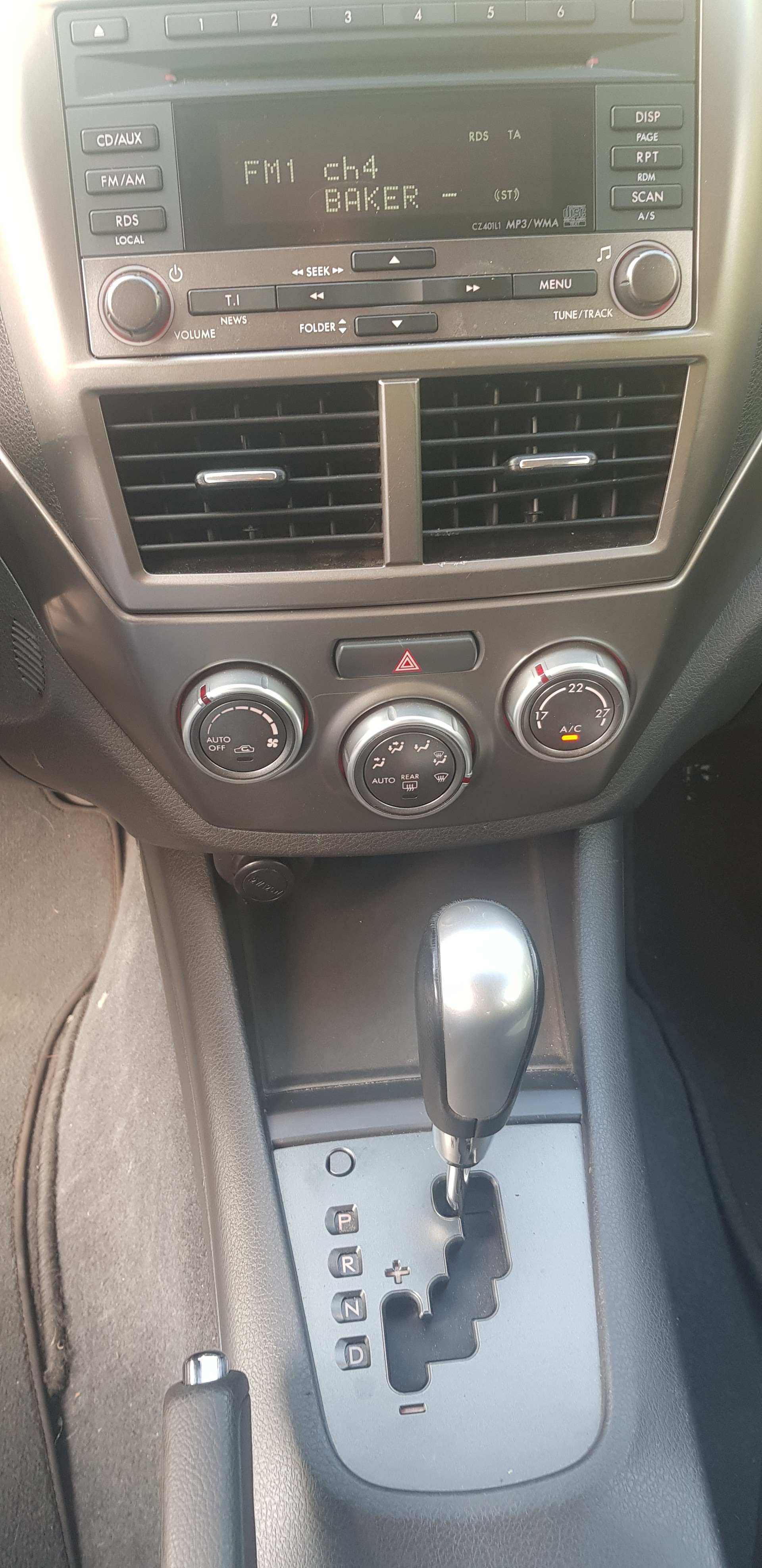SUBARU Impreza 1.5R Swiss Automatic-image-10