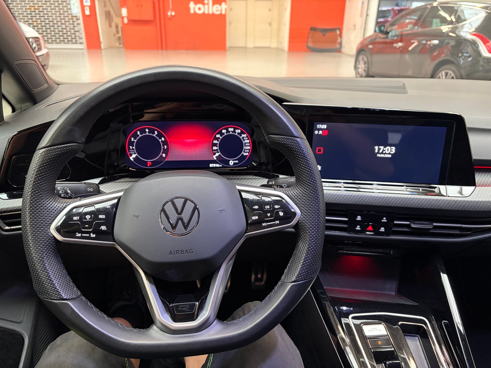VW Golf 1.5 e TSI ACT Life DSG-image-13