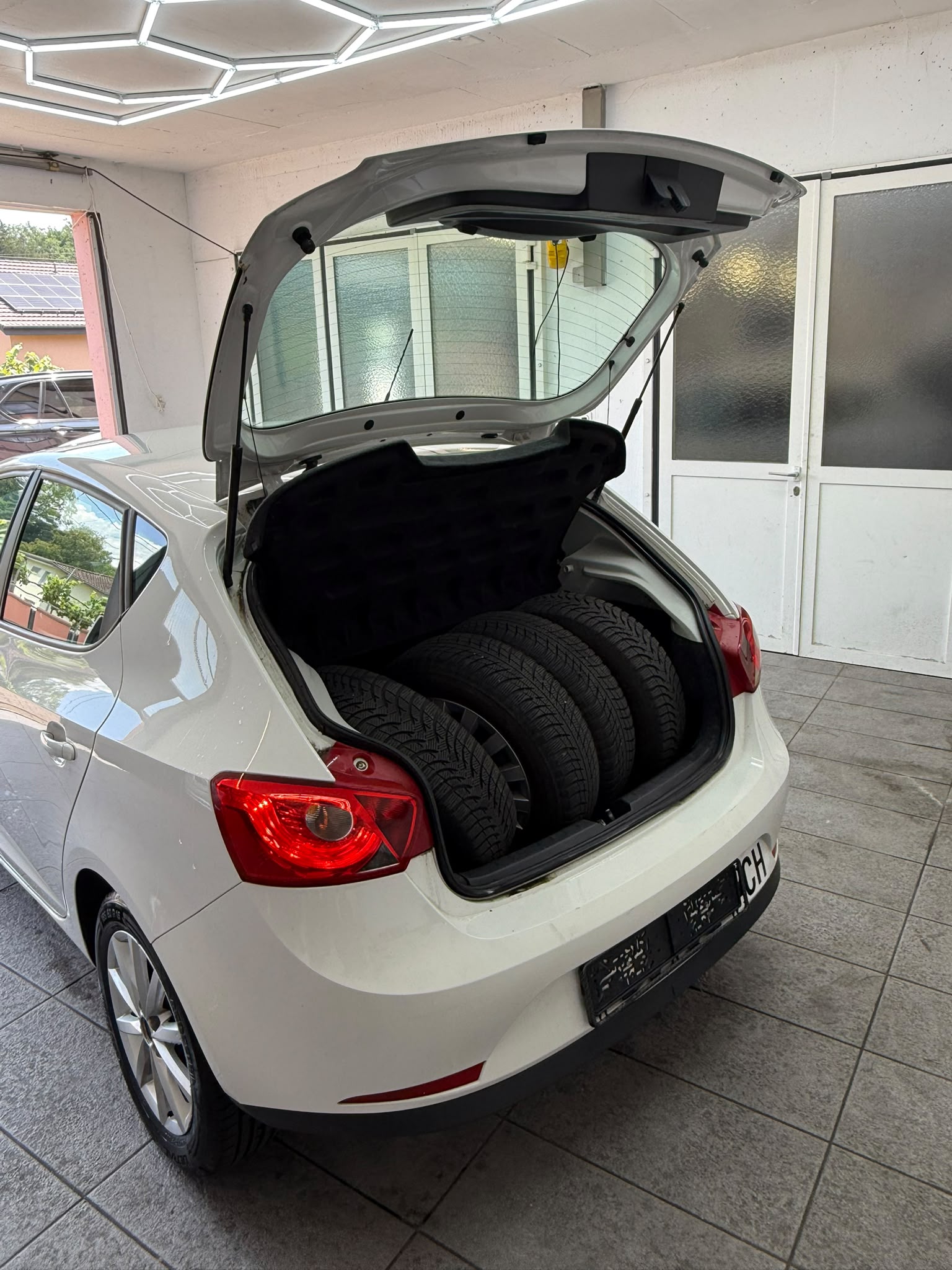 SEAT Ibiza 1.2 TSI Style DSG-image-3