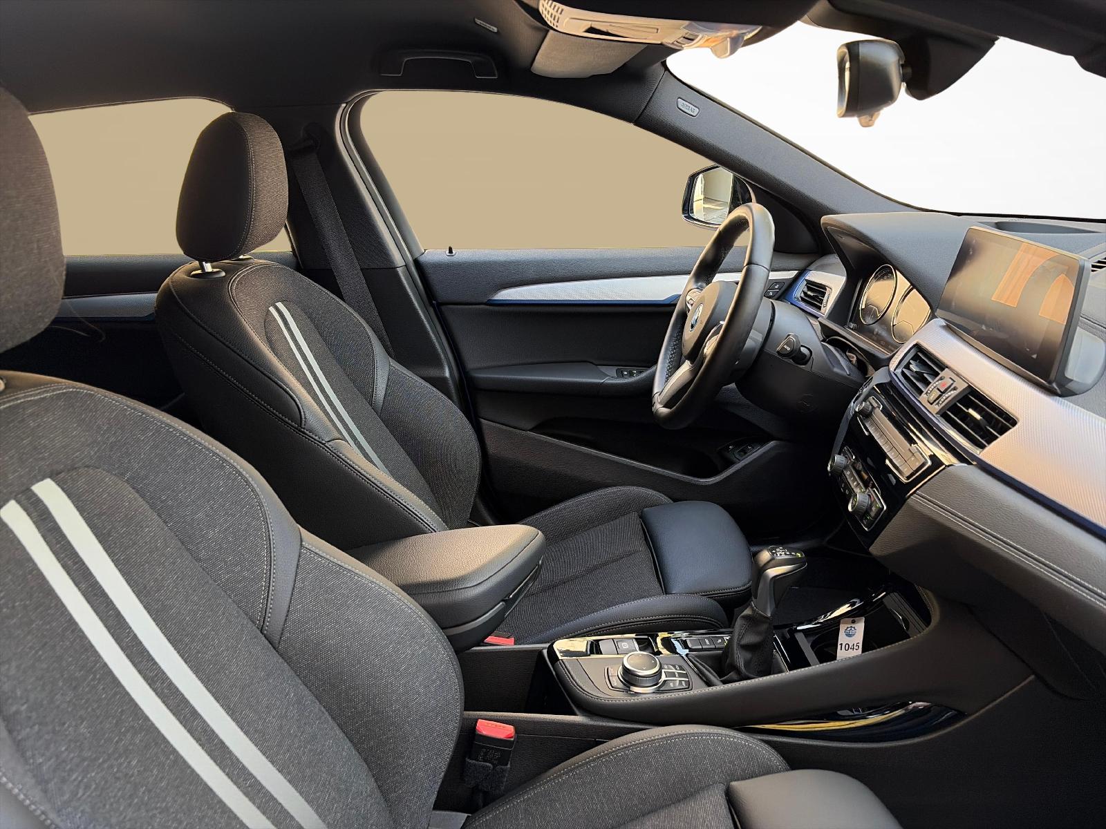 BMW X2 xDrive 25e-image-11