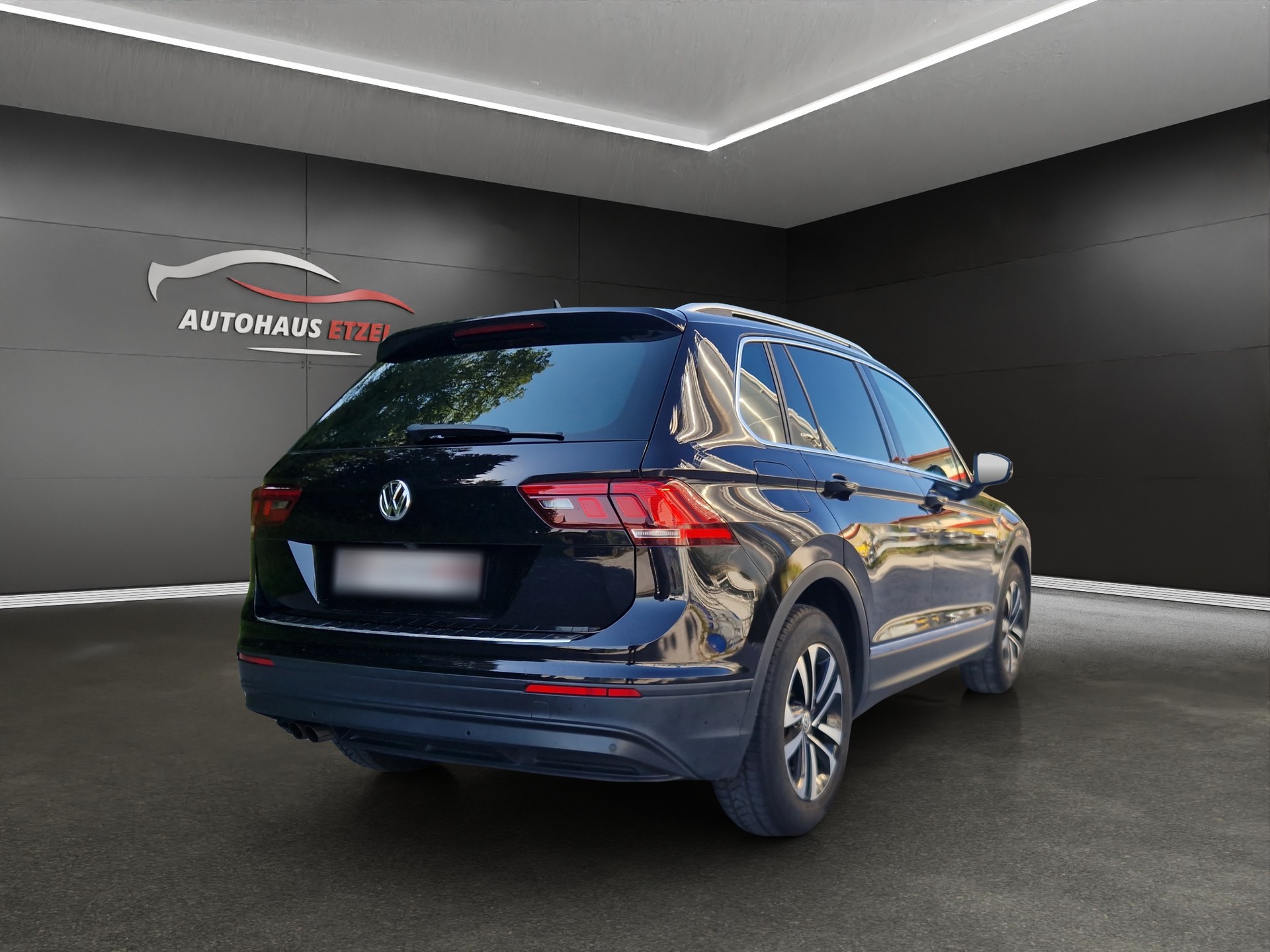 VW Tiguan 1.5TSI Evo Comfortline IQ Drive-image-5