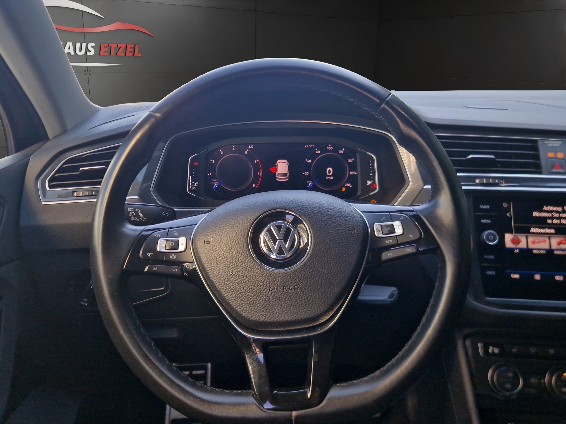 VW Tiguan 1.5TSI Evo Comfortline IQ Drive-image-9