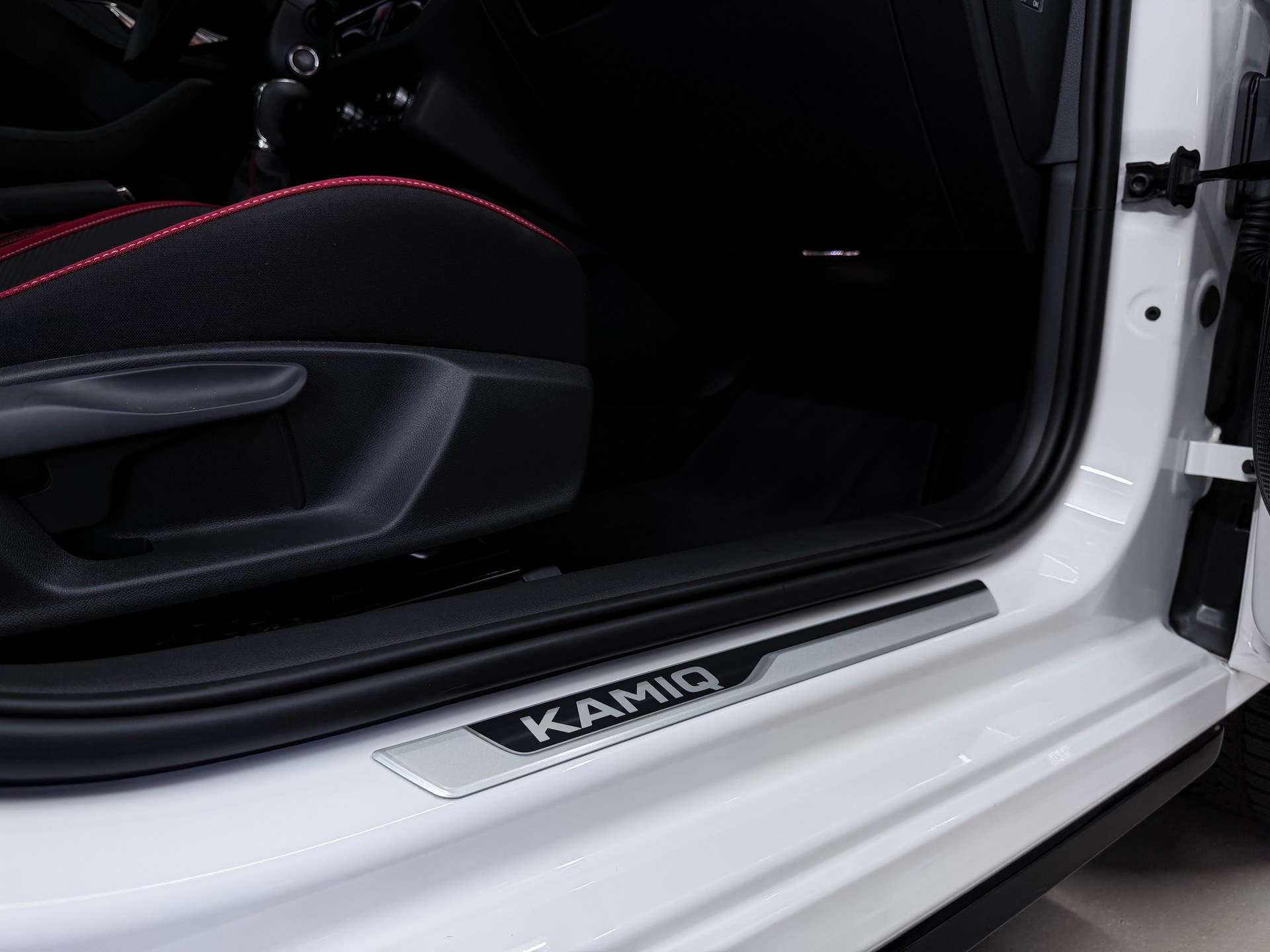 SKODA Kamiq 1.5 TSI ACT Monte Carlo DSG-image-15