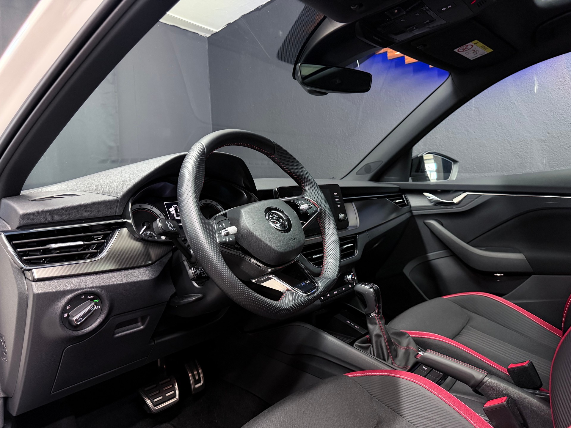 SKODA Kamiq 1.5 TSI ACT Monte Carlo DSG-image-8