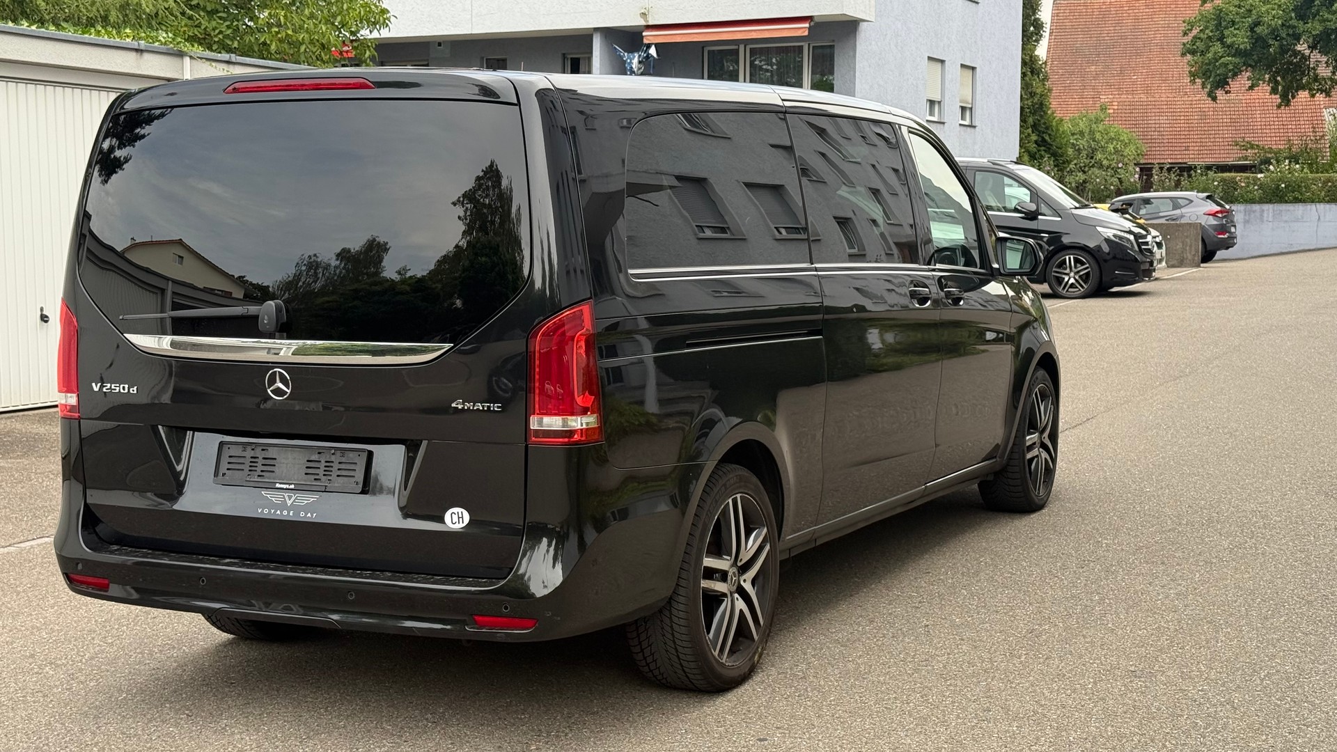MERCEDES-BENZ V 250 d extralang Avantgarde 4Matic 9G-Tronic-image-5