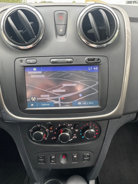 DACIA Sandero Tce 90 Stepway Lauréate-image-19
