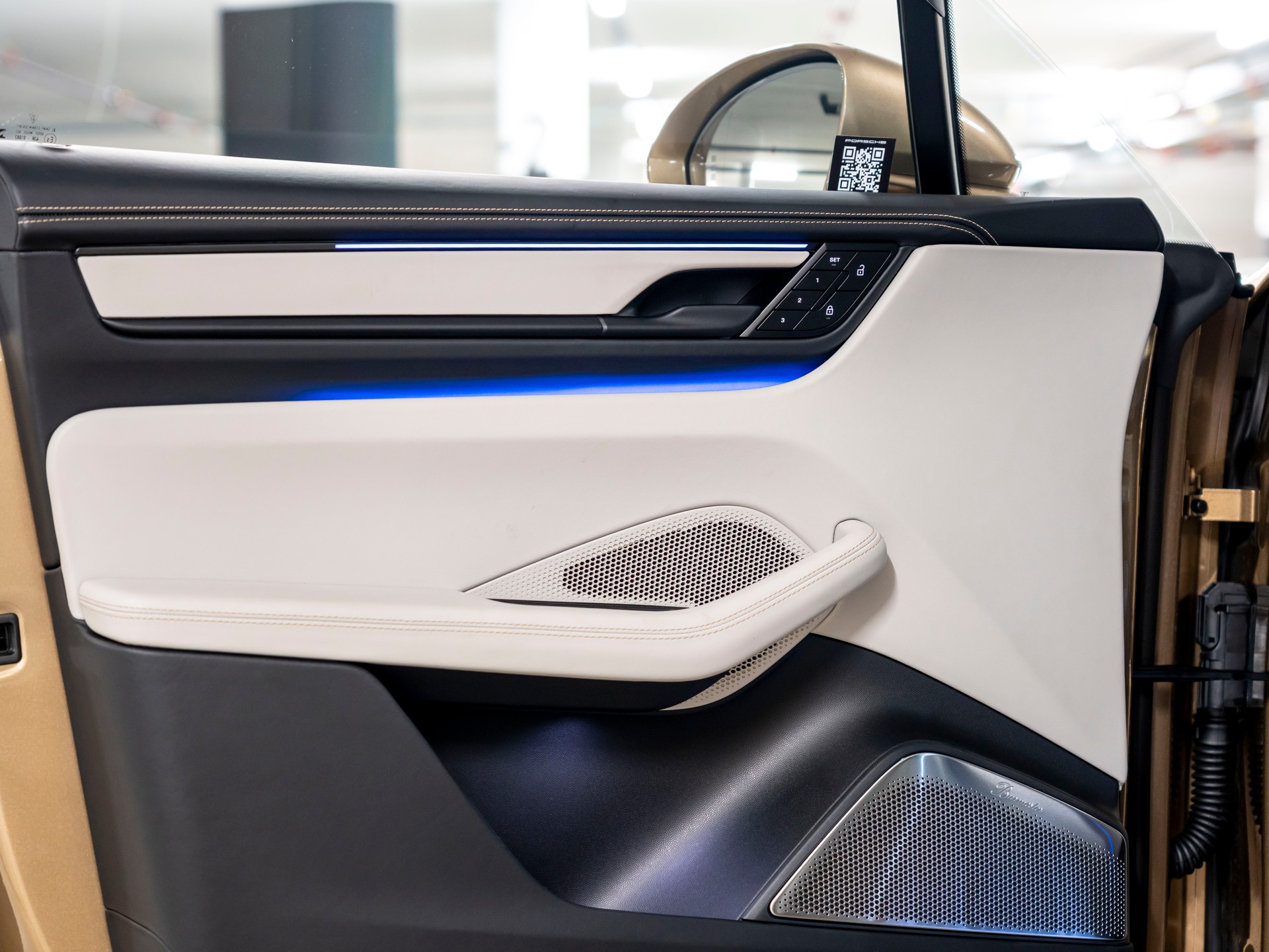 PORSCHE Macan Turbo 100kWh-image-22