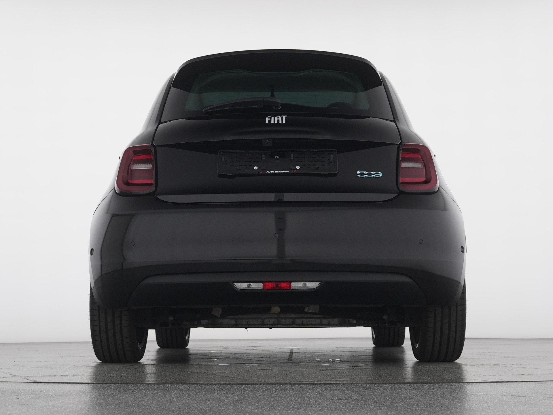 FIAT 500 Elektro La Prima 87 kW-image-4