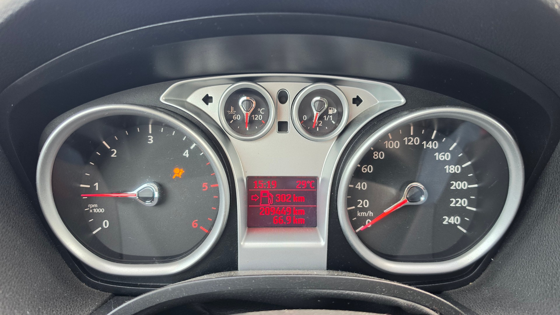 FORD Kuga 2.0 TDCi Titanium 4WD-image-10