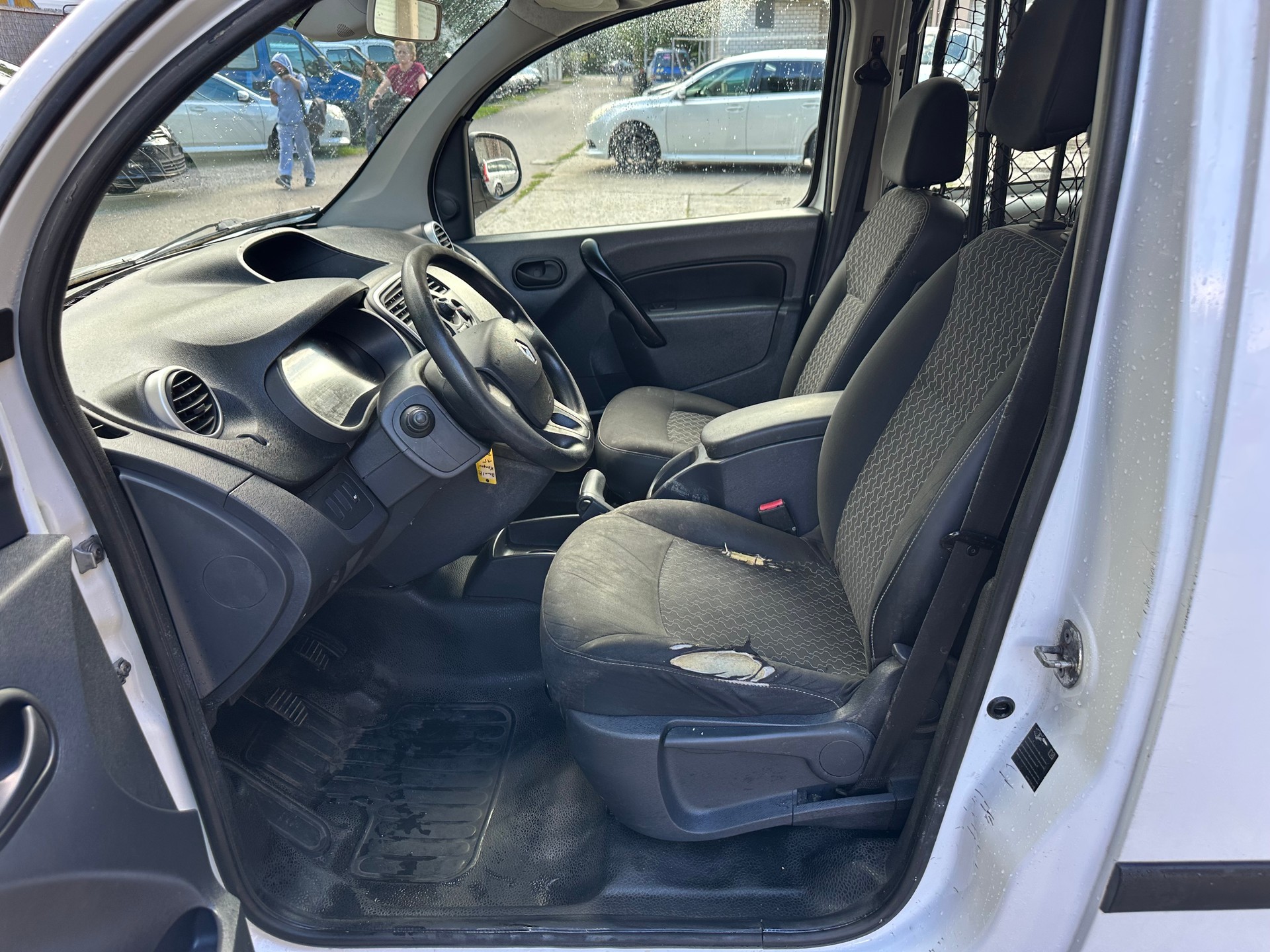 RENAULT Kangoo Medium dCi 75 Business-image-8