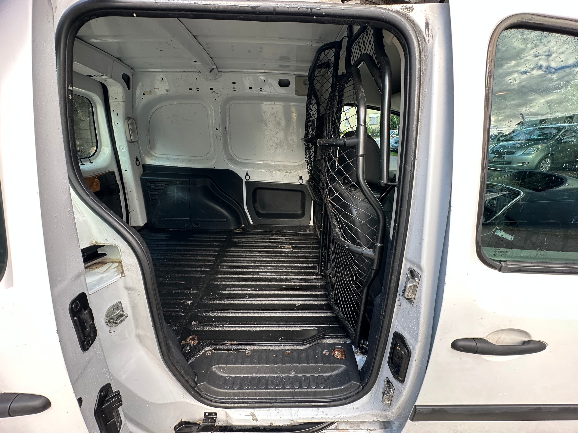 RENAULT Kangoo Medium dCi 75 Business-image-3