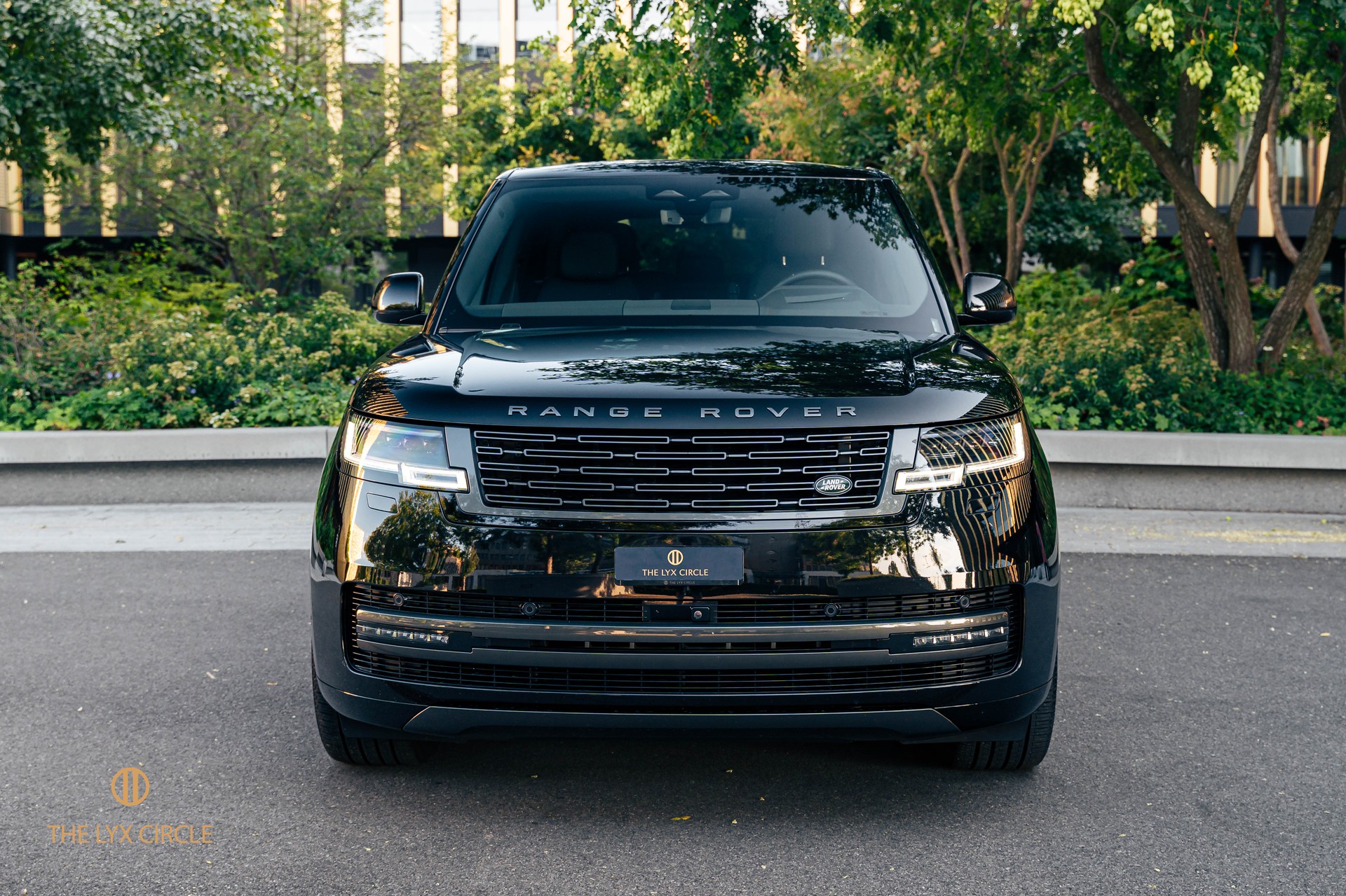 LAND ROVER Range Rover D300 3.0D I6 MHEV HSE Automatic-image-1
