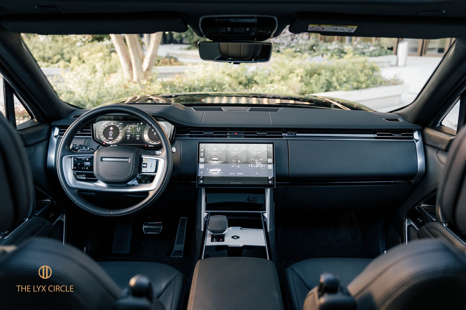 LAND ROVER Range Rover D300 3.0D I6 MHEV HSE Automatic-image-11