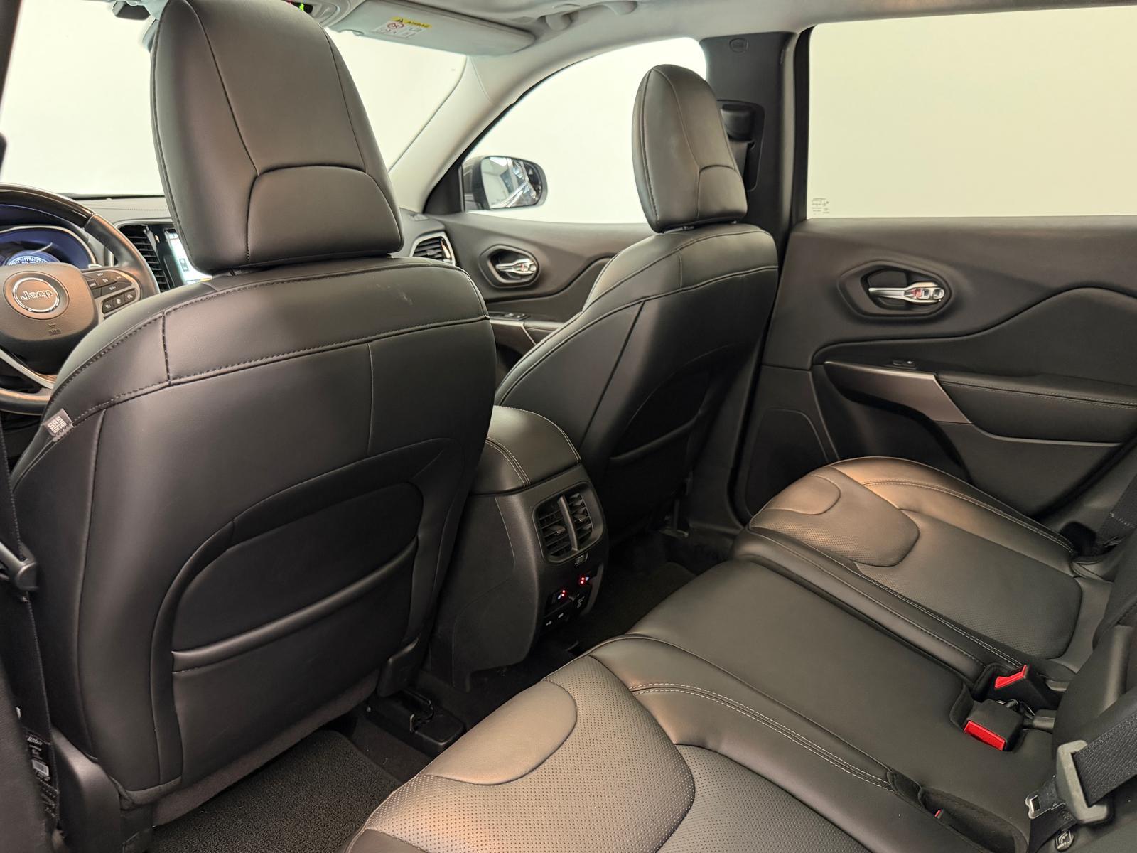 JEEP Cherokee 2.0 T Overland AWD-image-12