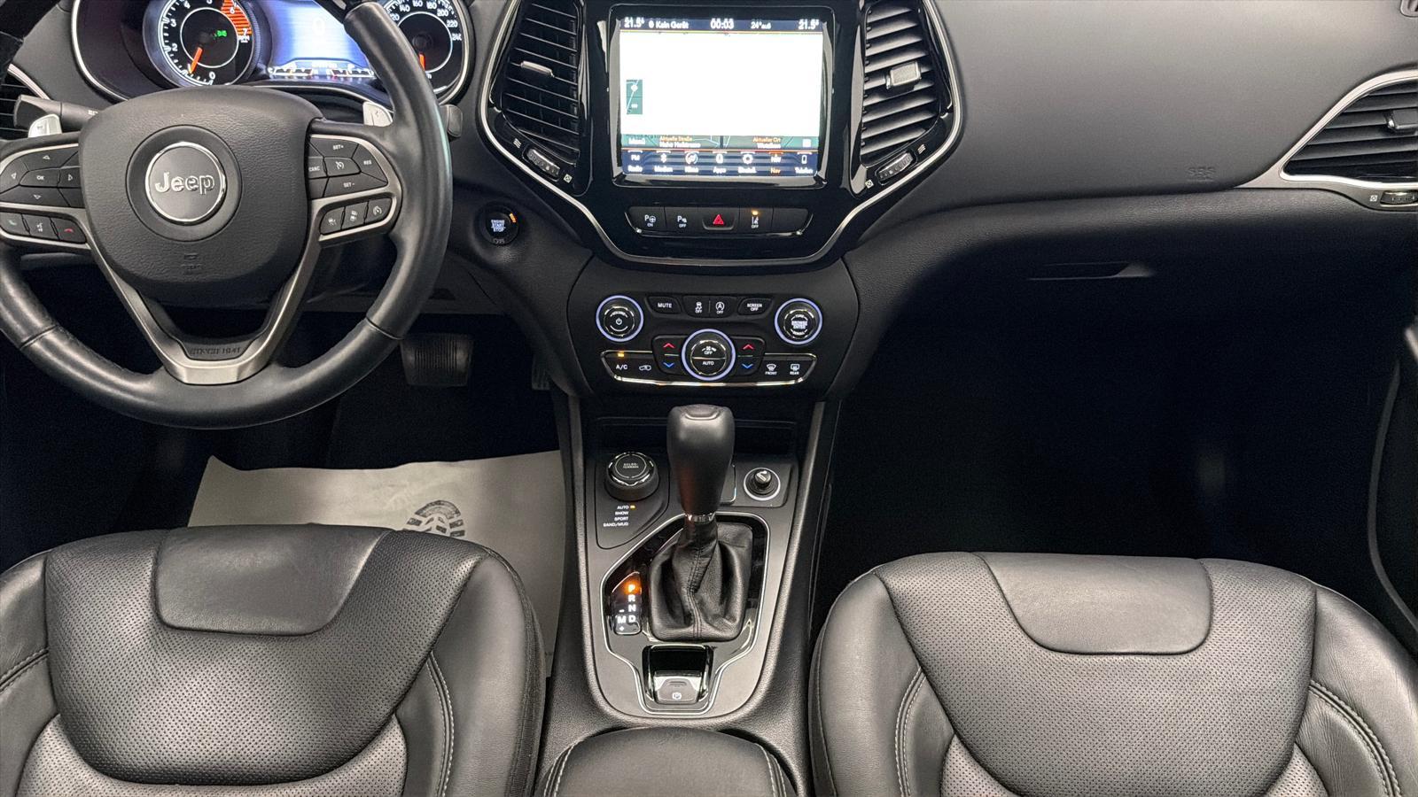 JEEP Cherokee 2.0 T Overland AWD-image-17