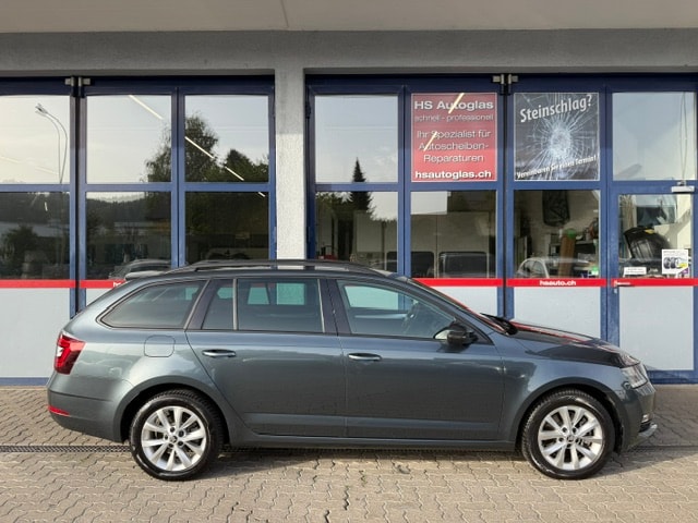 SKODA Octavia Combi 2.0 TDI Ambition 4x4 DSG-image-1