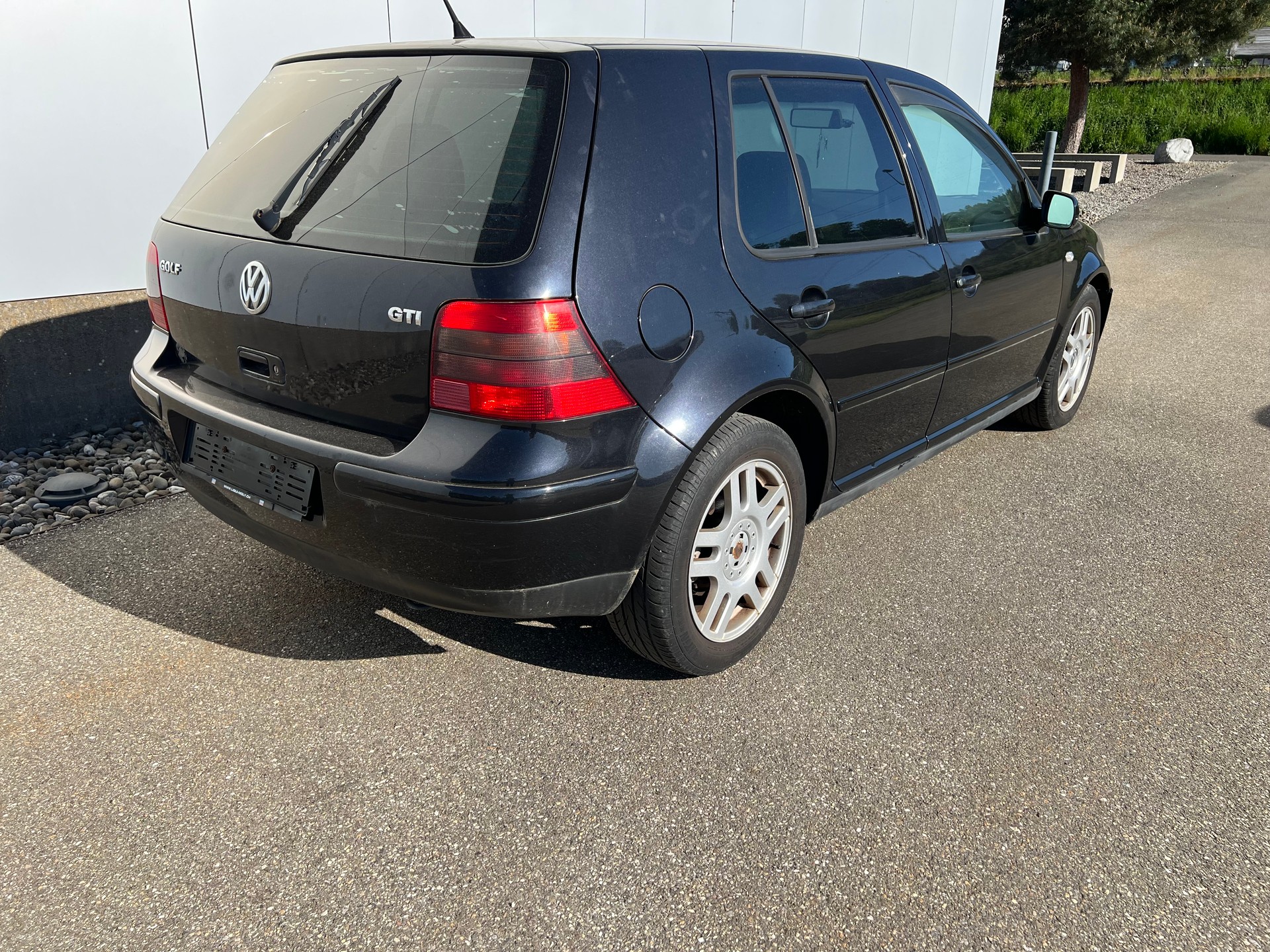 VW Golf 1.8 T GTI-image-3
