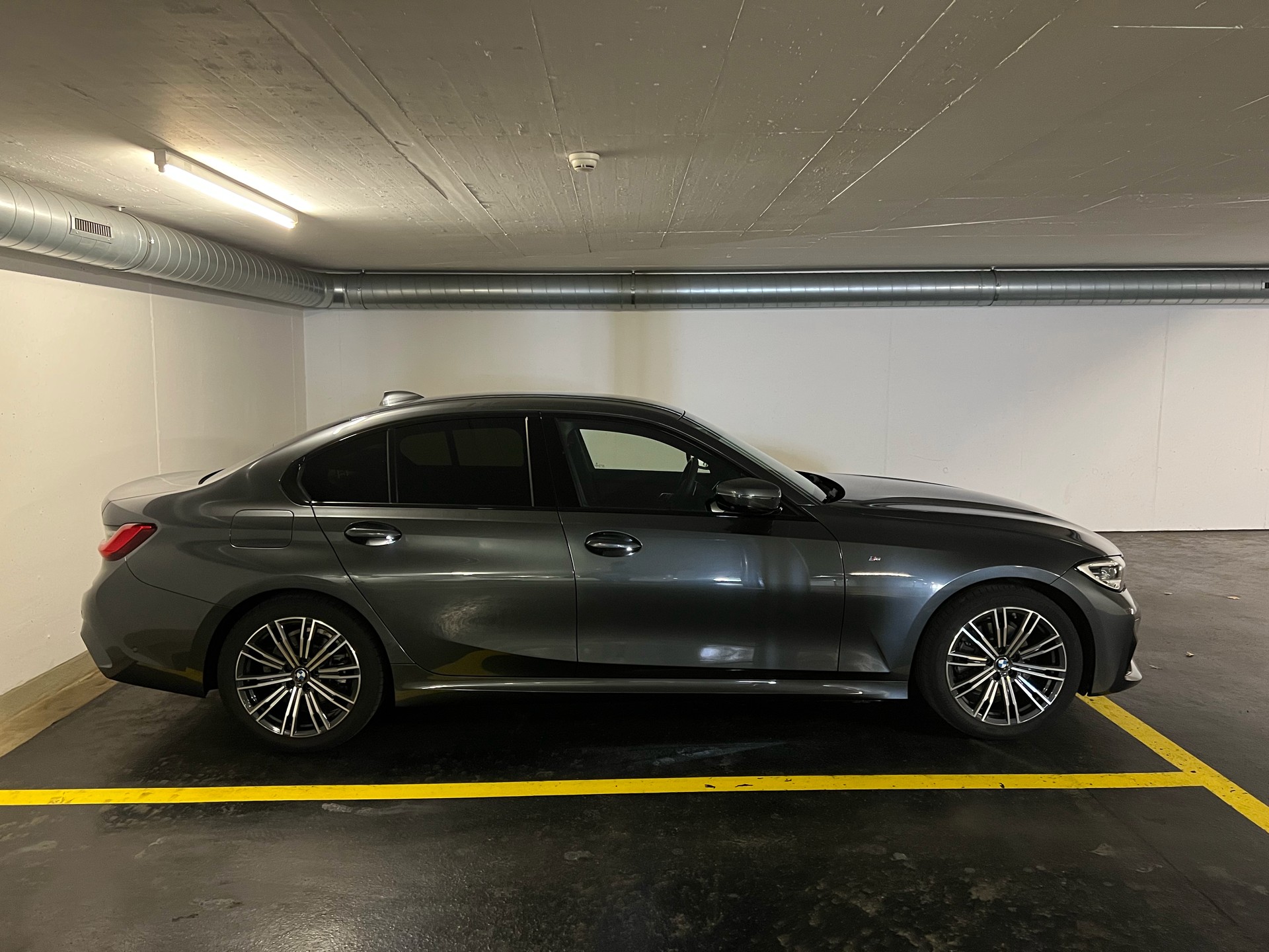 BMW 320d xDrive M Sport, Limousine, 360 Kamera-image-2